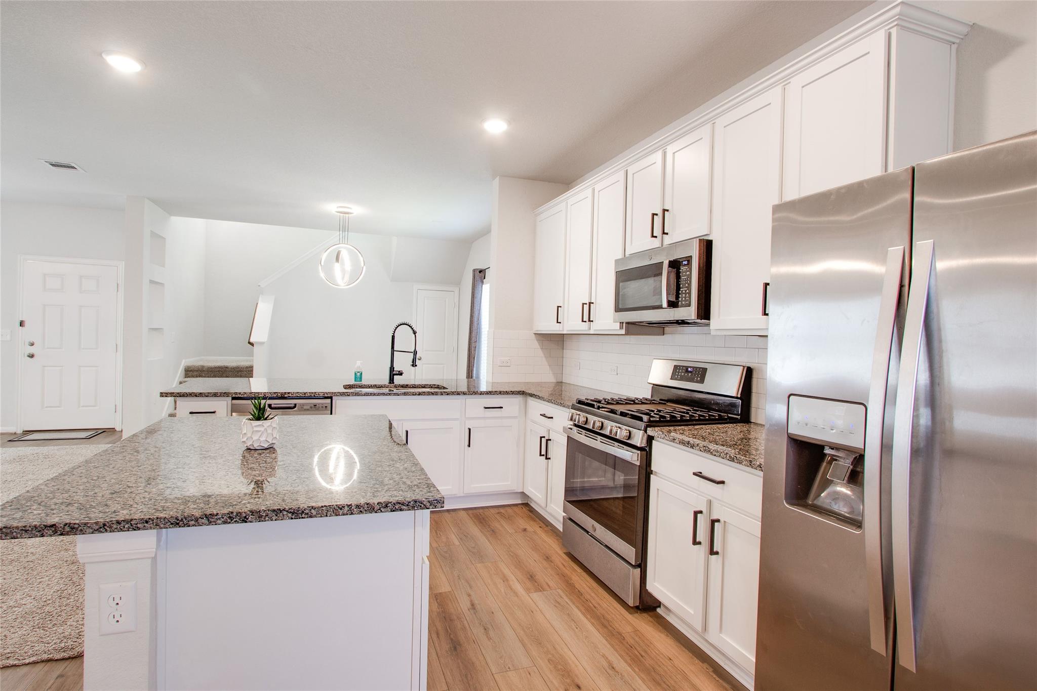 324 Kenai Dr Dr Property Photo 8