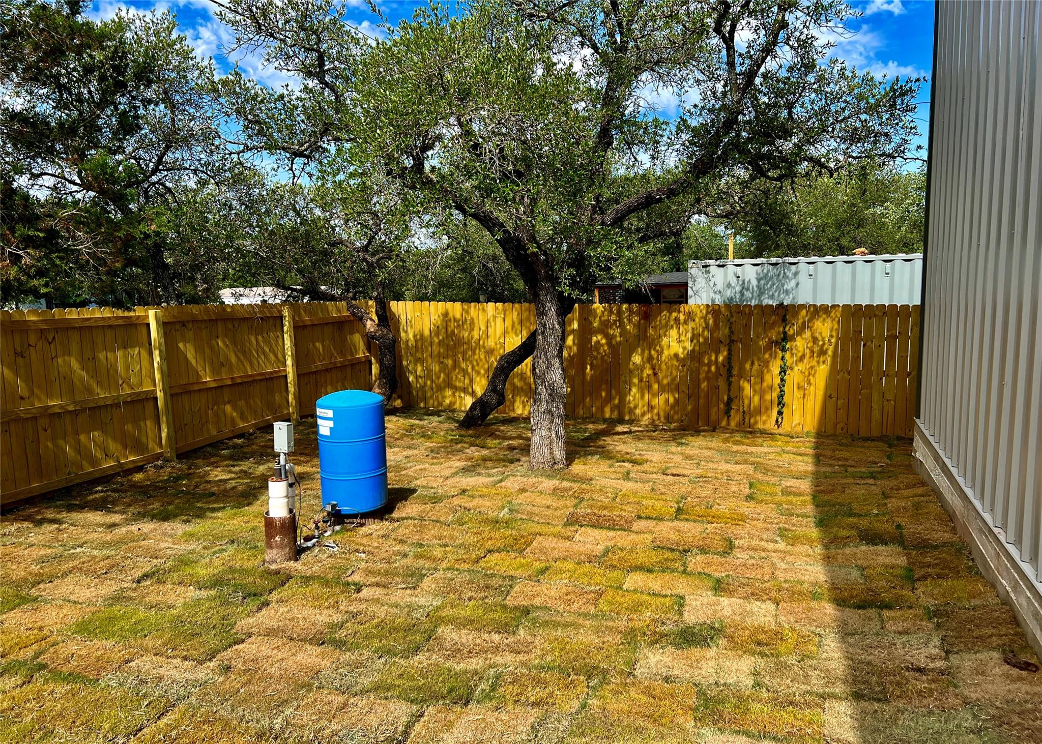 25102 Whitney Dr Property Photo 11