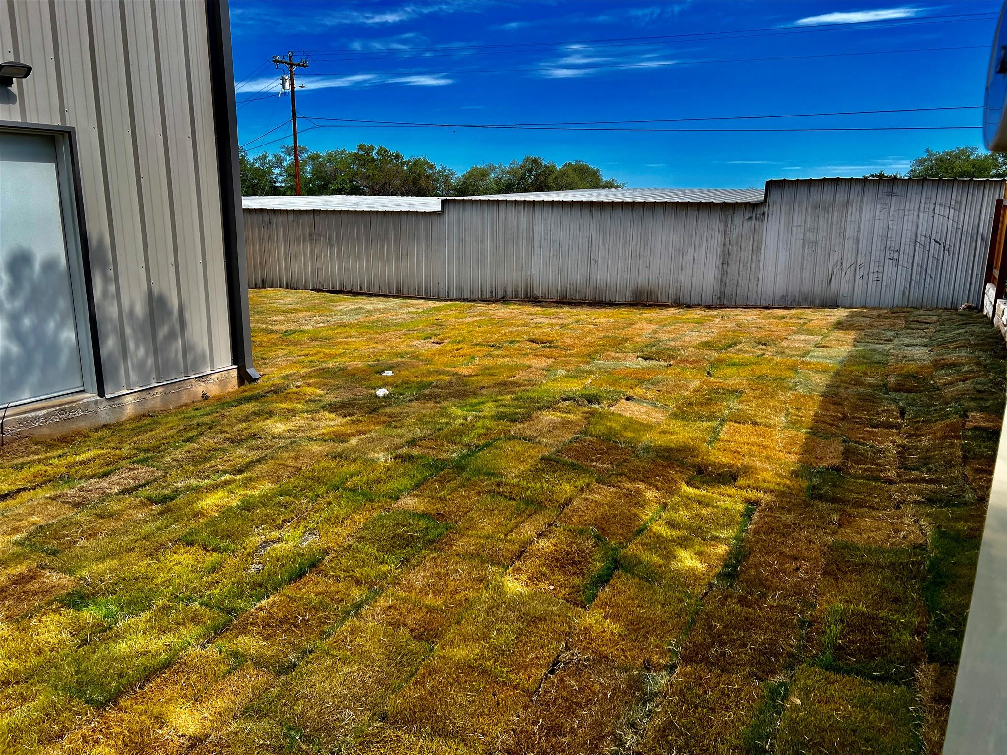 25102 Whitney Dr Property Photo 13