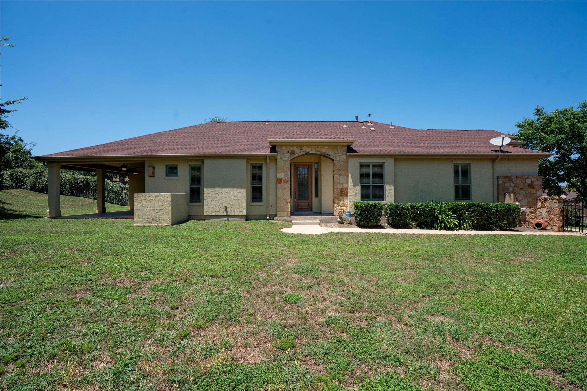 210 Rivulet Ln Property Photo 4