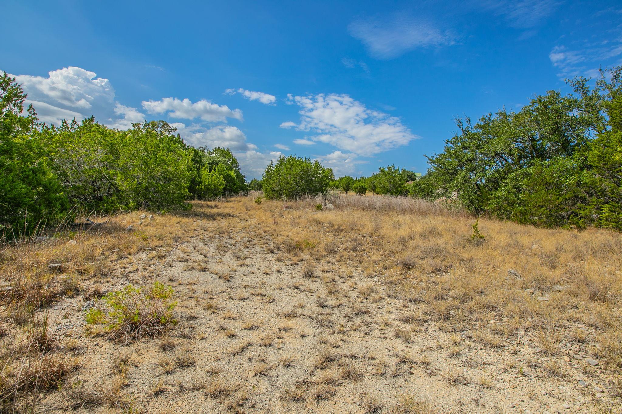 406 Wagon Wheel Trl Property Photo 8