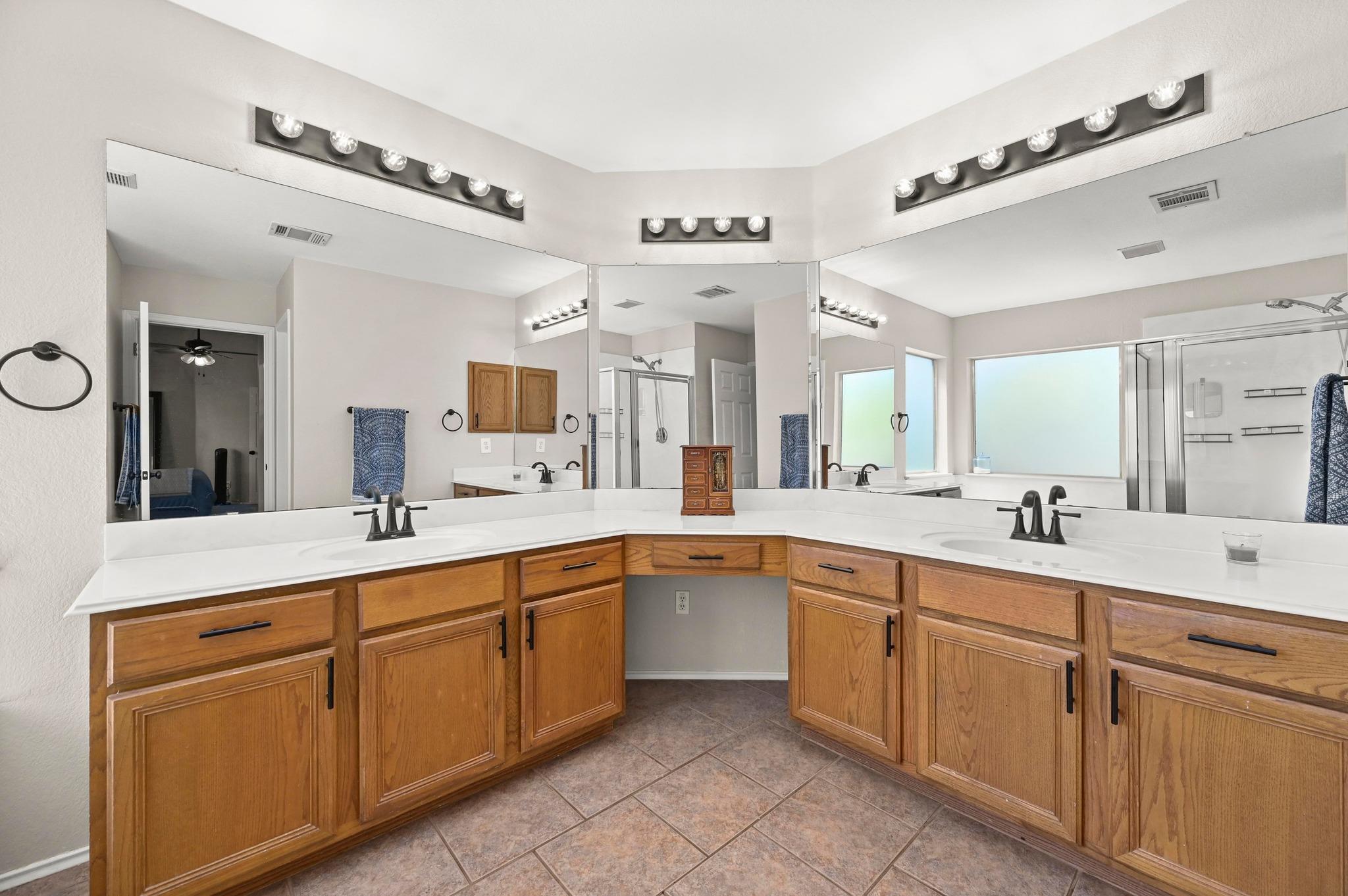 16925 Copperhead Dr Property Photo 18