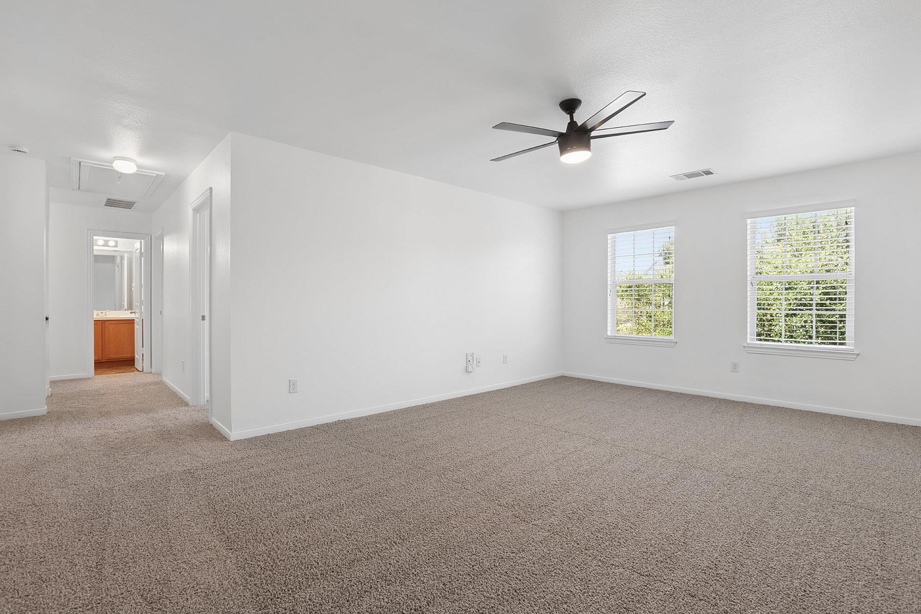 1385 Red Stag Pl Property Photo 5