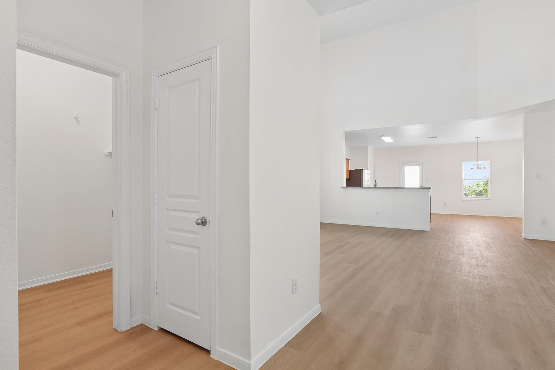 1385 Red Stag Pl Property Photo 6