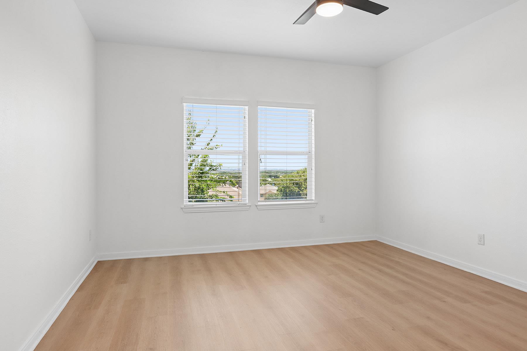 1385 Red Stag Pl Property Photo 15