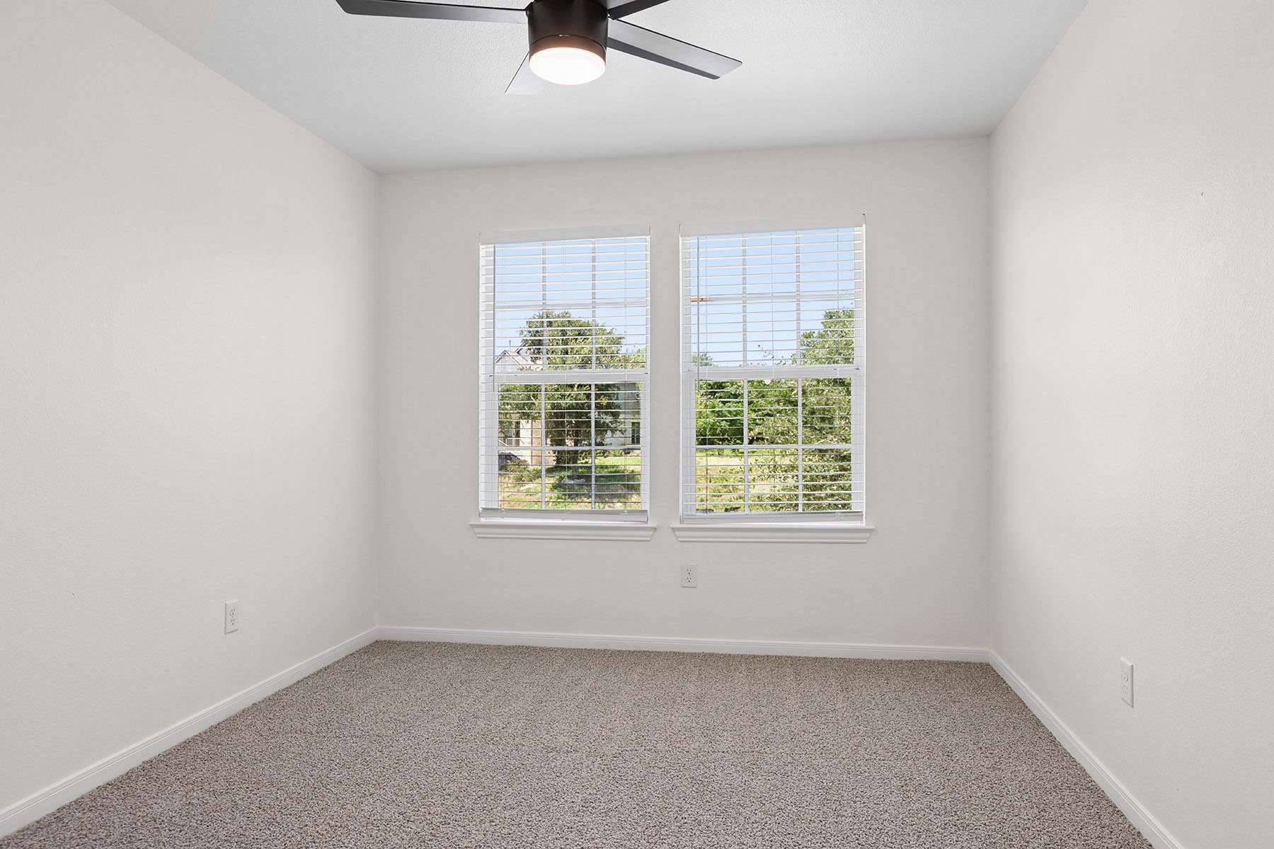 1385 Red Stag Pl Property Photo 18