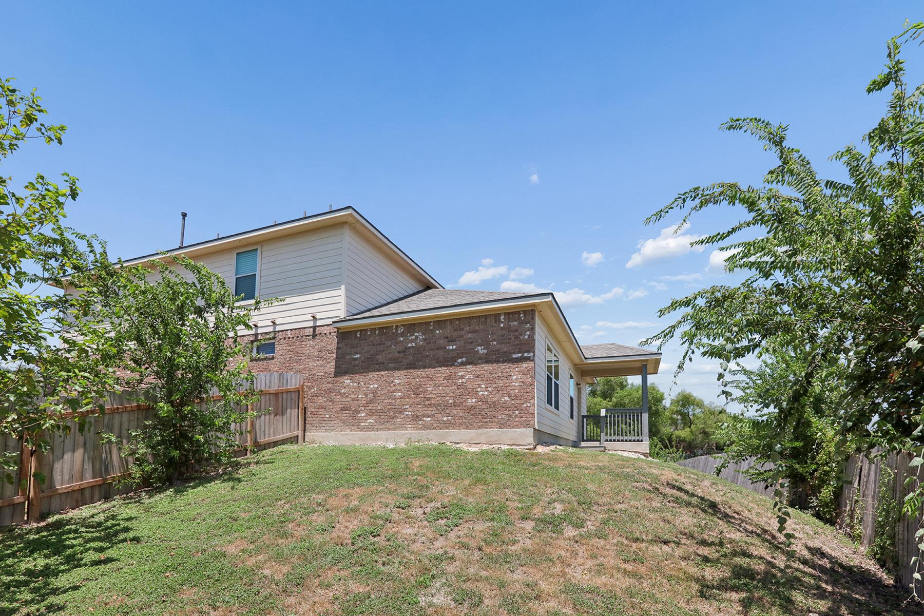 1385 Red Stag Pl Property Photo 20