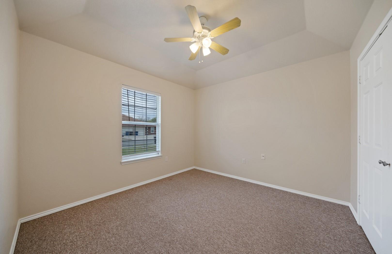 236 Rosalie Dr Property Photo 7