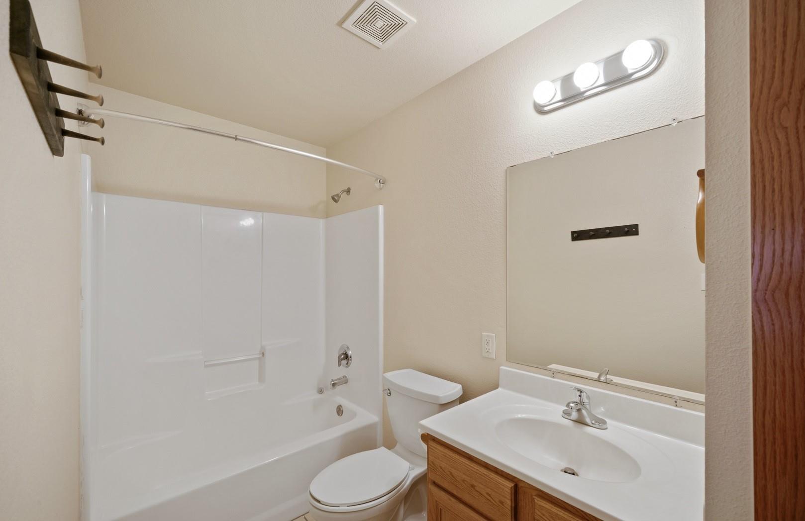 236 Rosalie Dr Property Photo 8