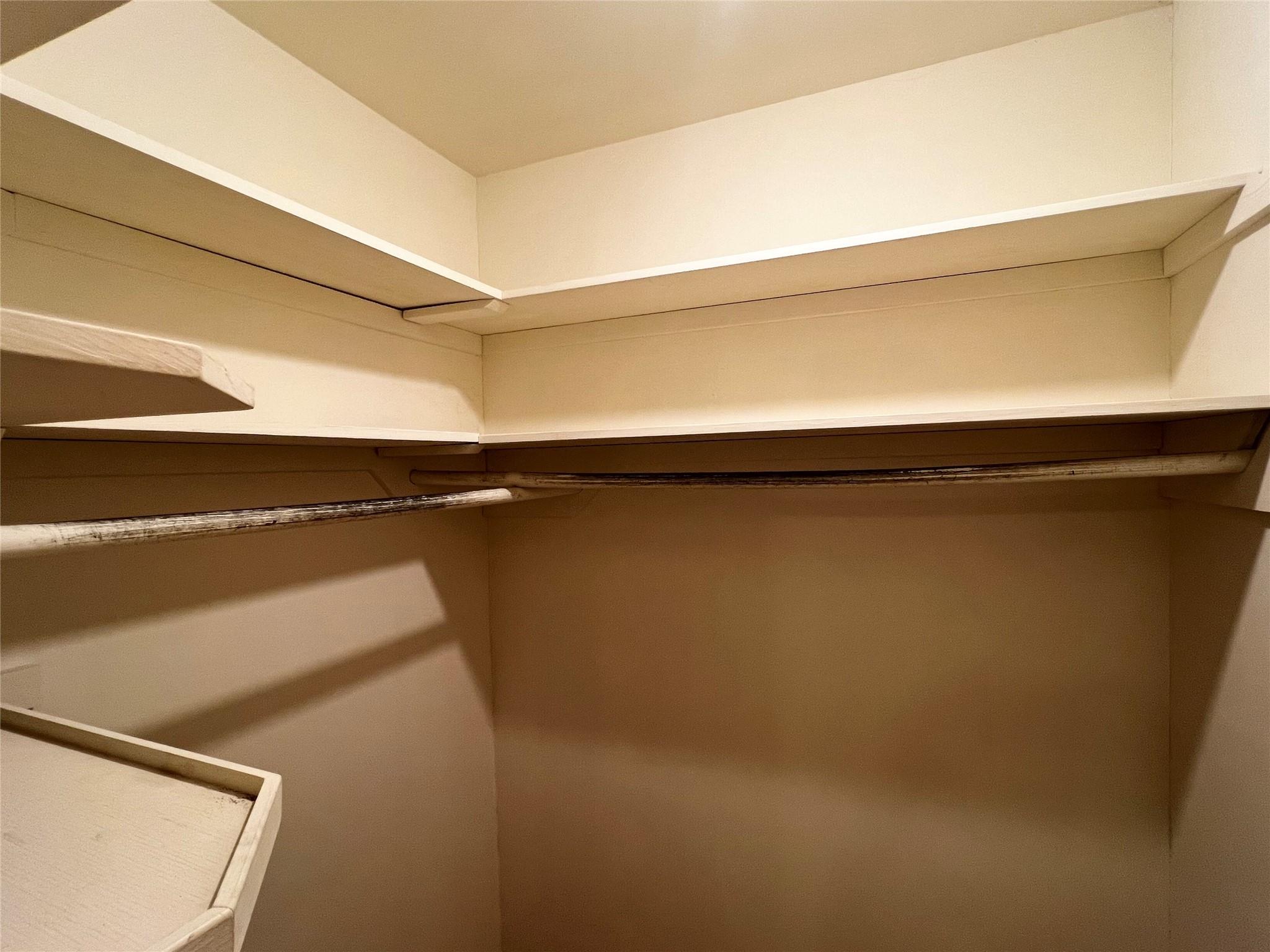 405 E Roitsch Ln Property Photo 16