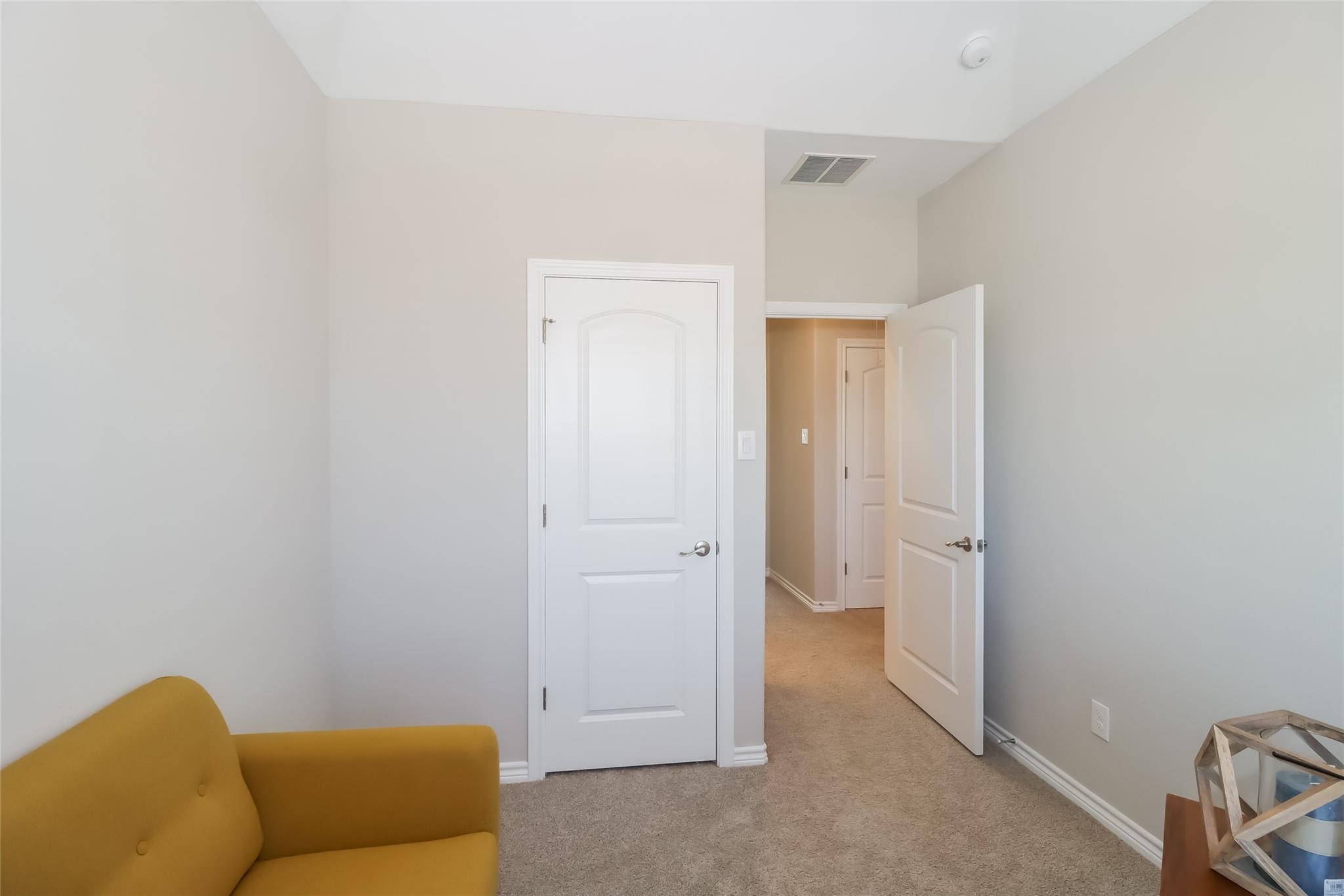 459 Northwood Dr Property Photo 6