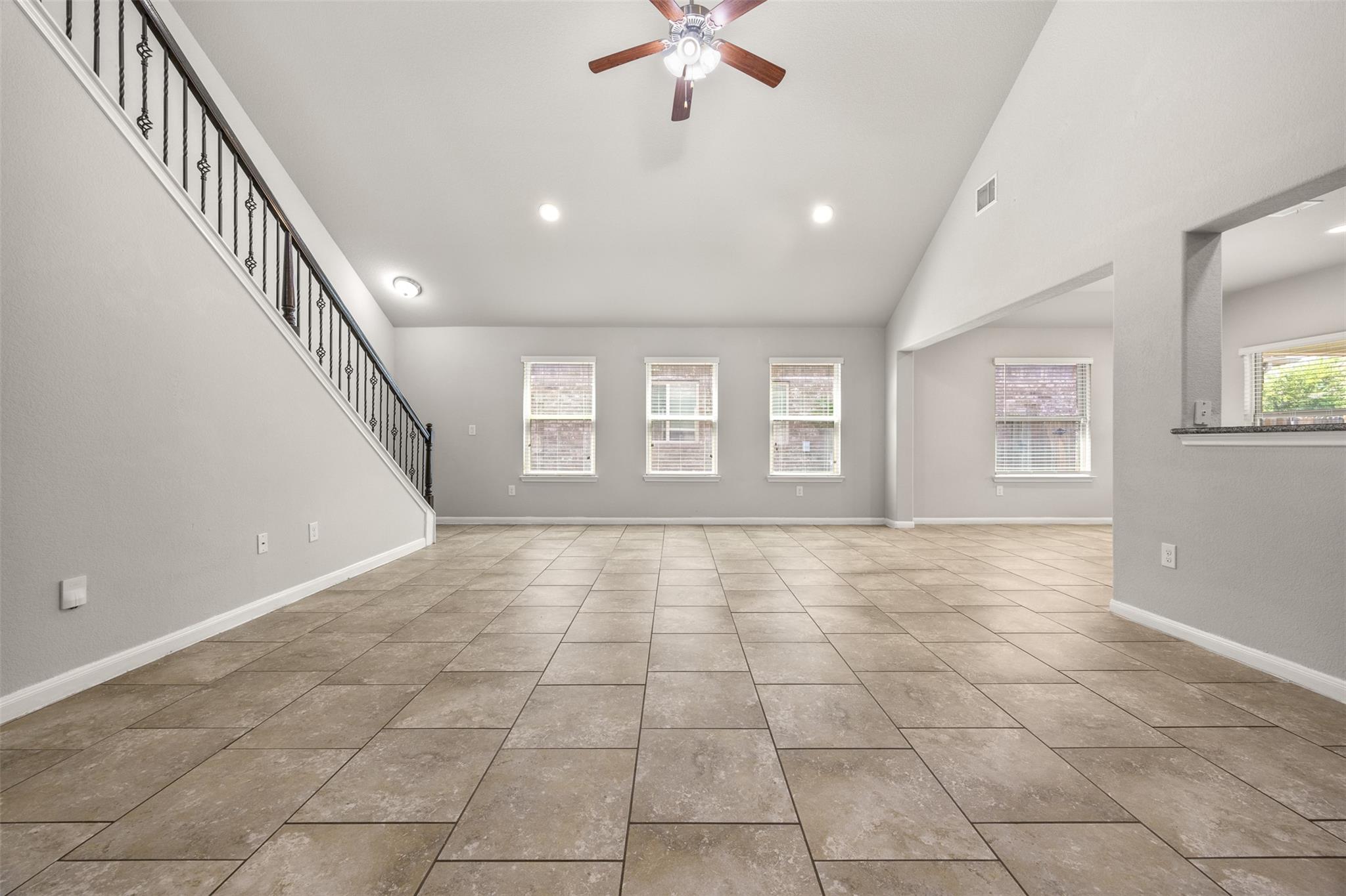 2429 Leonards Pass Property Photo 5