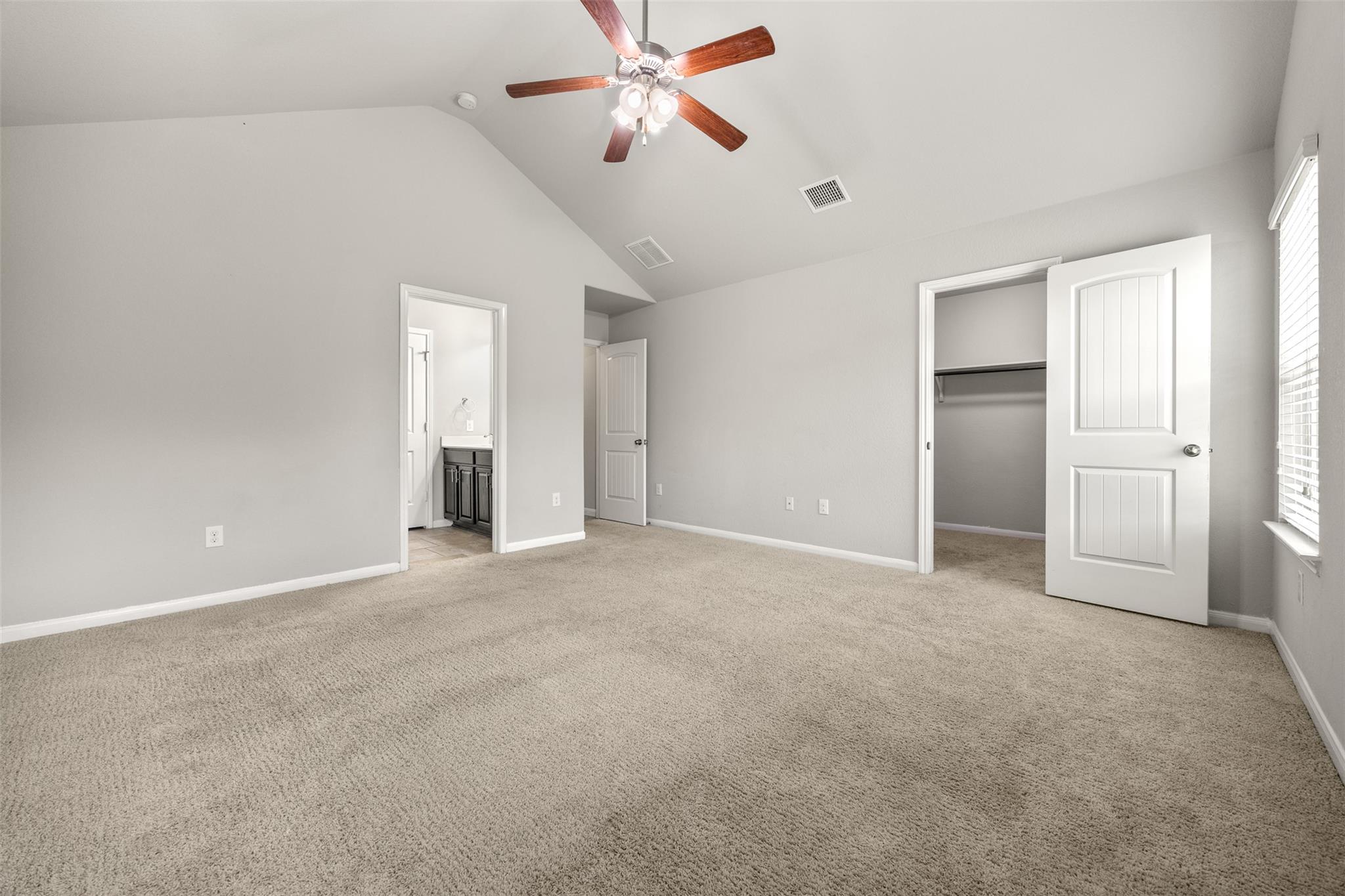 2429 Leonards Pass Property Photo 11