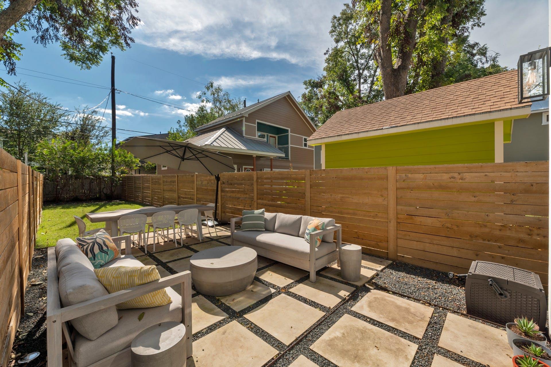 1807 Haskell St #a Property Photo 22