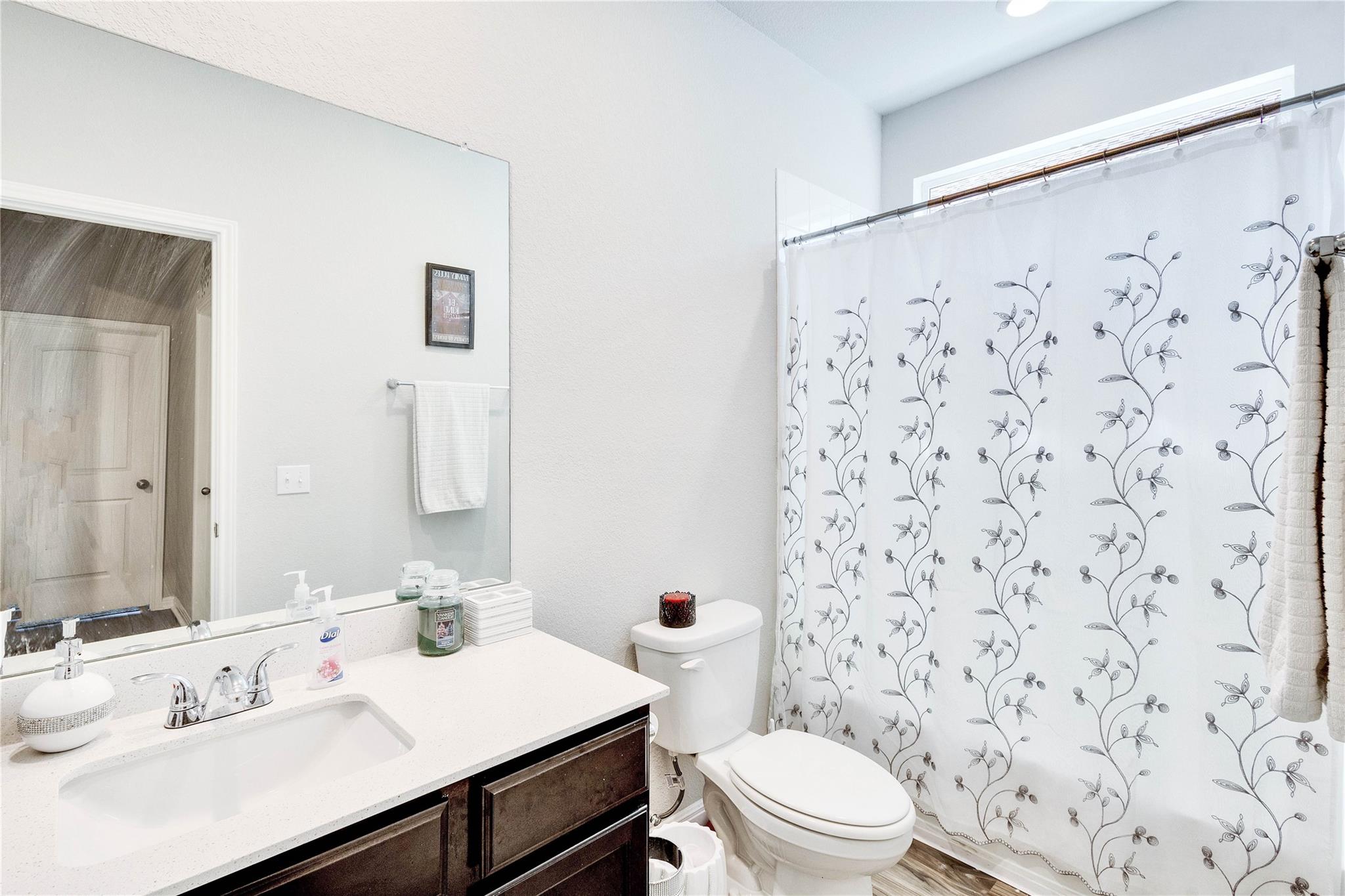 348 Empress Tree Dr Property Photo 6