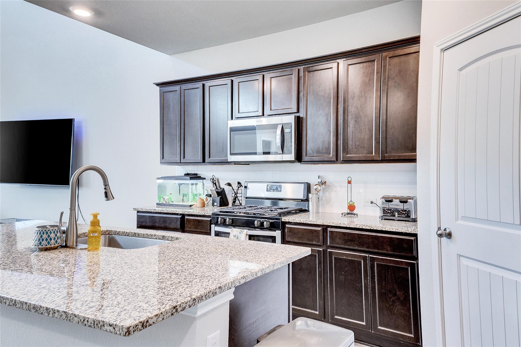 348 Empress Tree Dr Property Photo 11