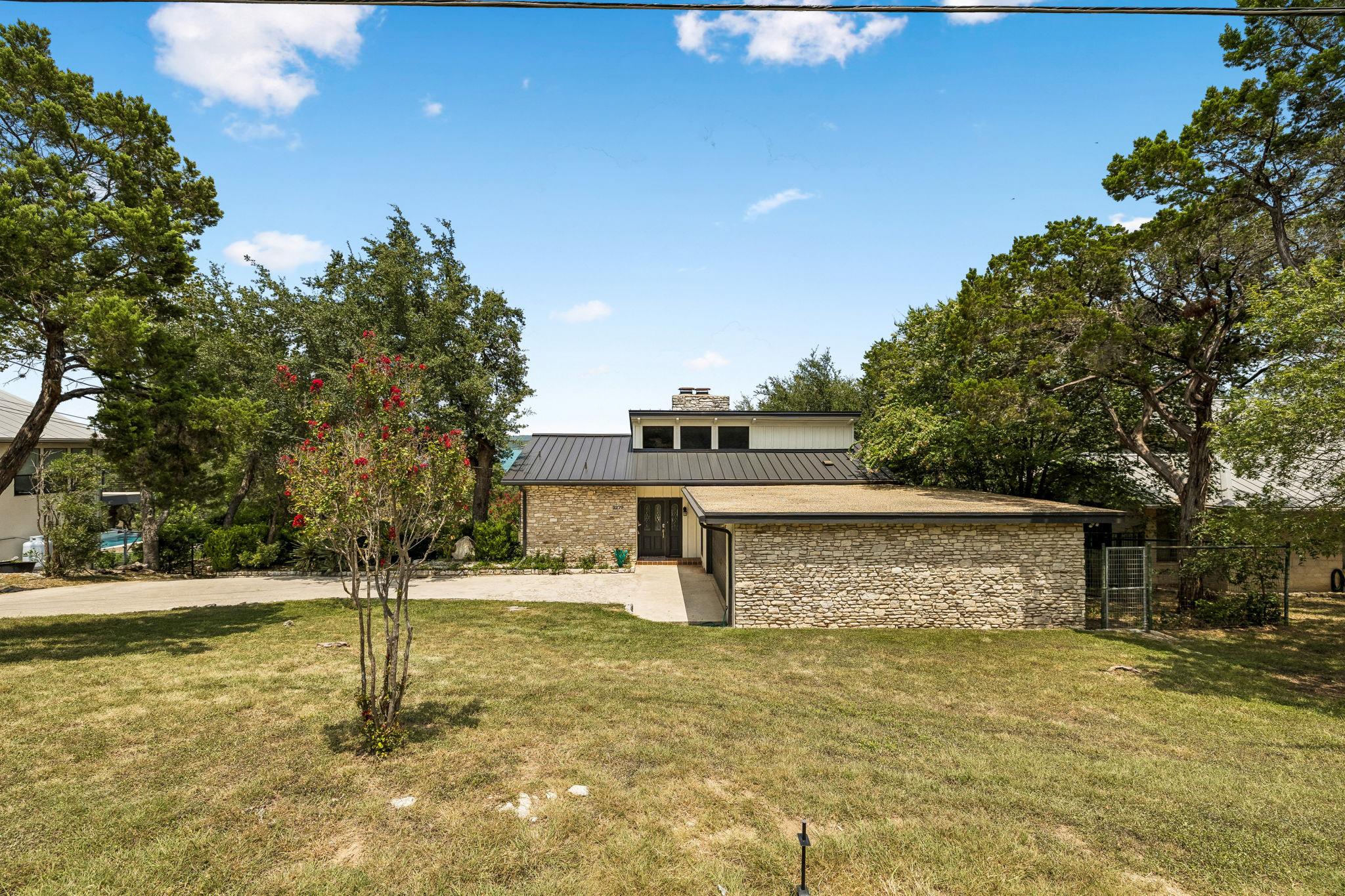2270 Connie Dr Property Photo 5