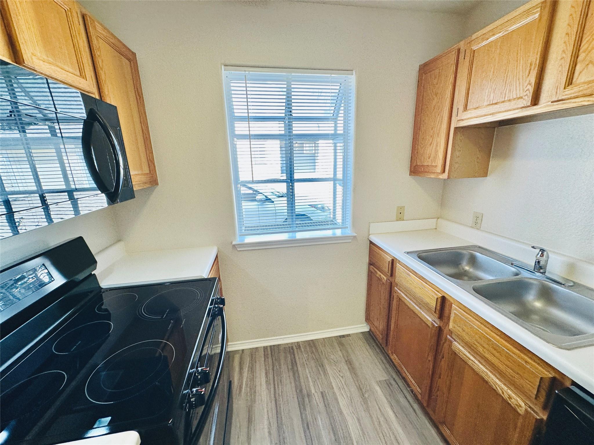 8814 Schick Rd #c Property Photo 4