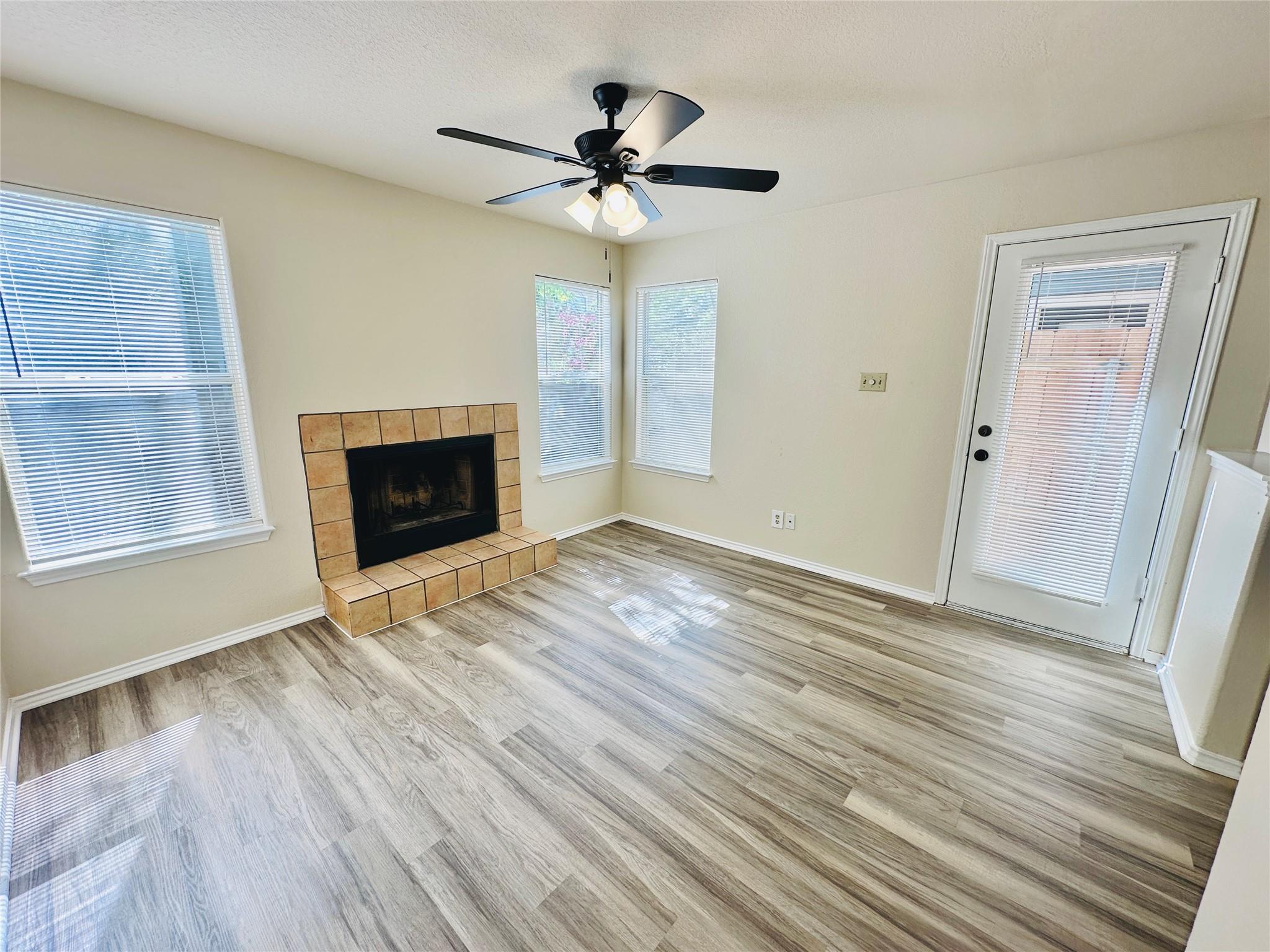 8814 Schick Rd #c Property Photo 8