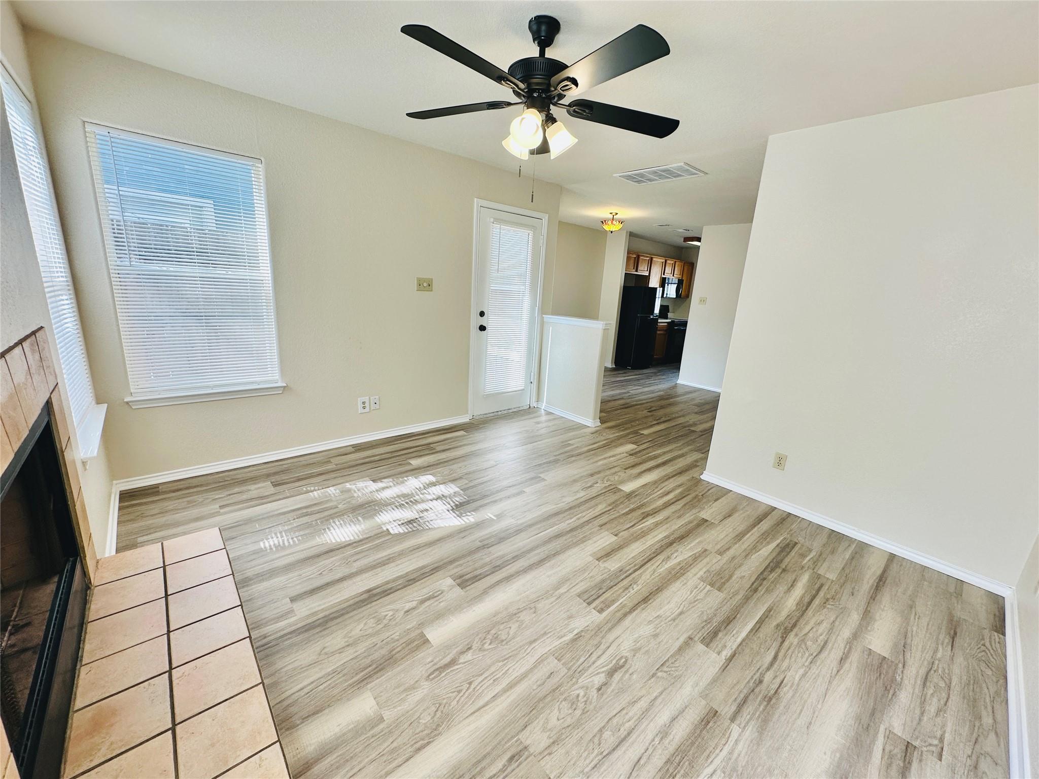 8814 Schick Rd #c Property Photo 9