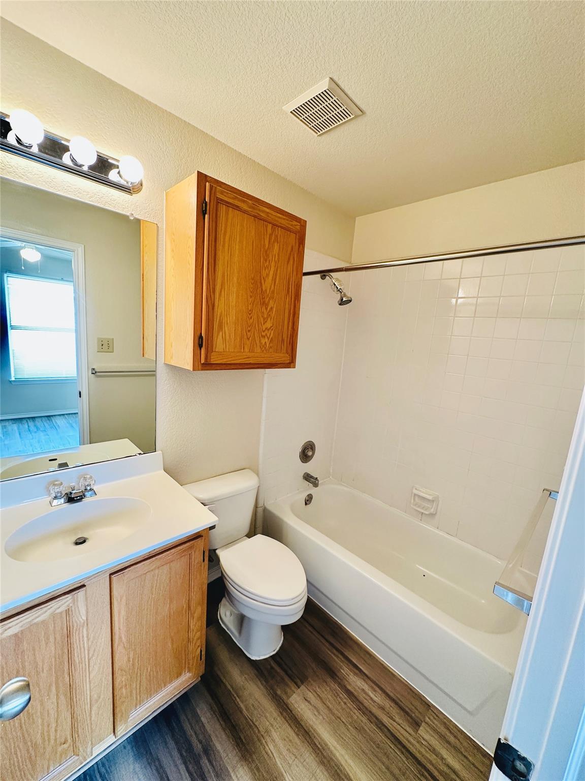 8814 Schick Rd #c Property Photo 24