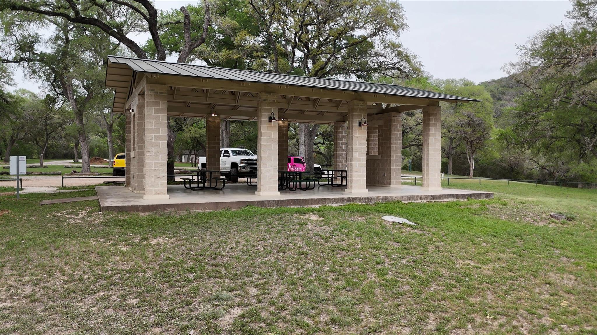 725 Winding Vw Property Photo 38
