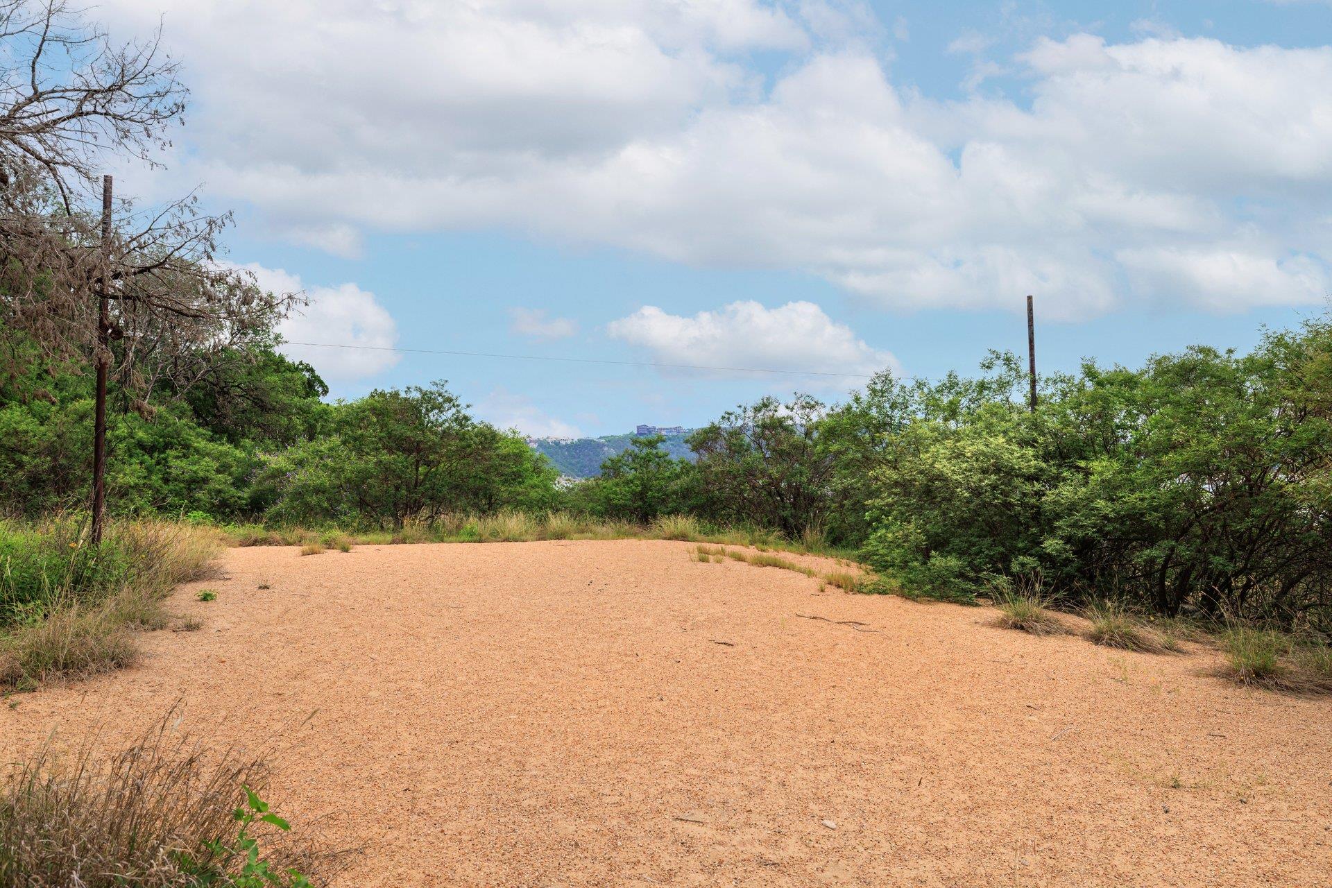 7100 Comanche Trl Property Photo 32