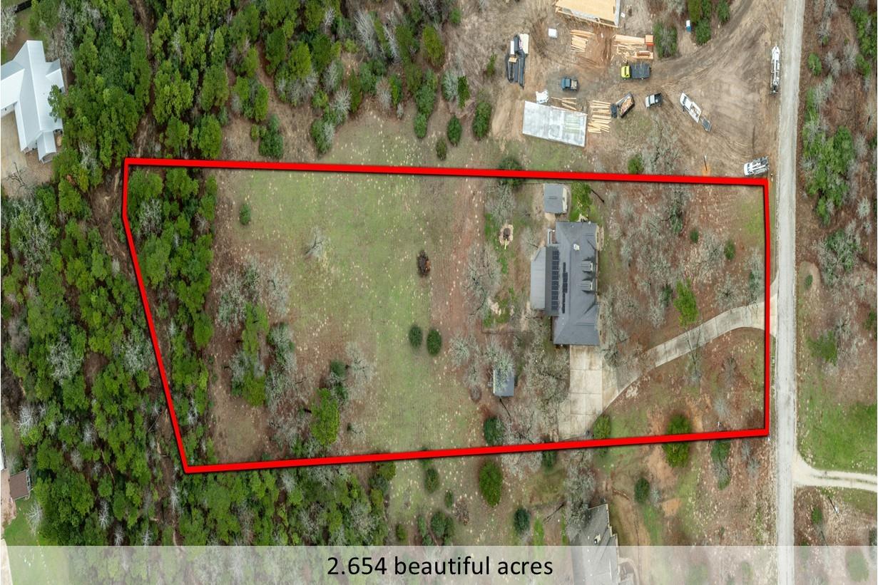 170 Woodland Ct Property Photo 3