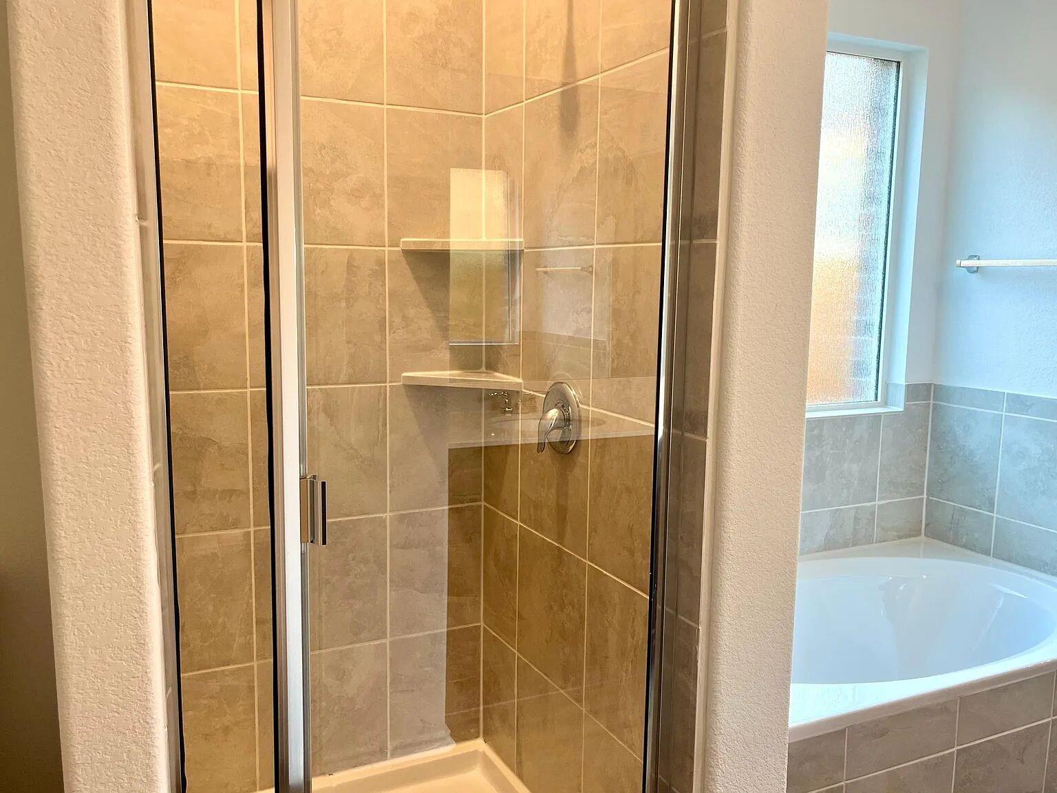 100 Milliner Loop Property Photo 13