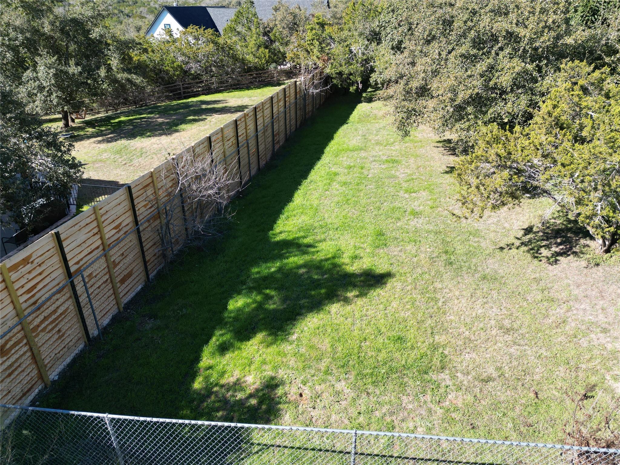17703 Village Dr Property Photo 12