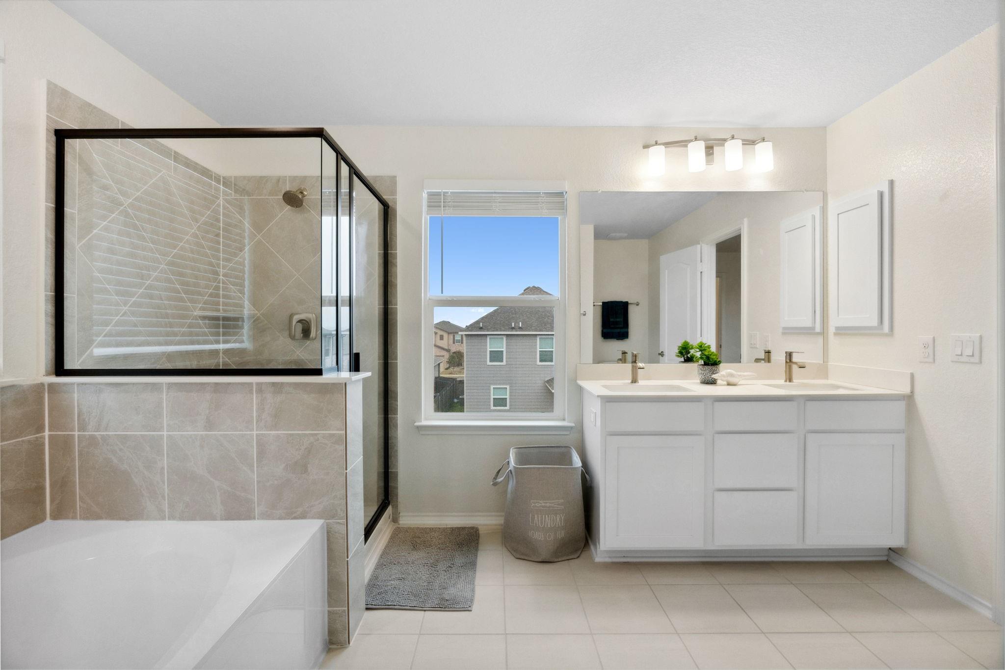 6509 Wagon Spring St Property Photo 5