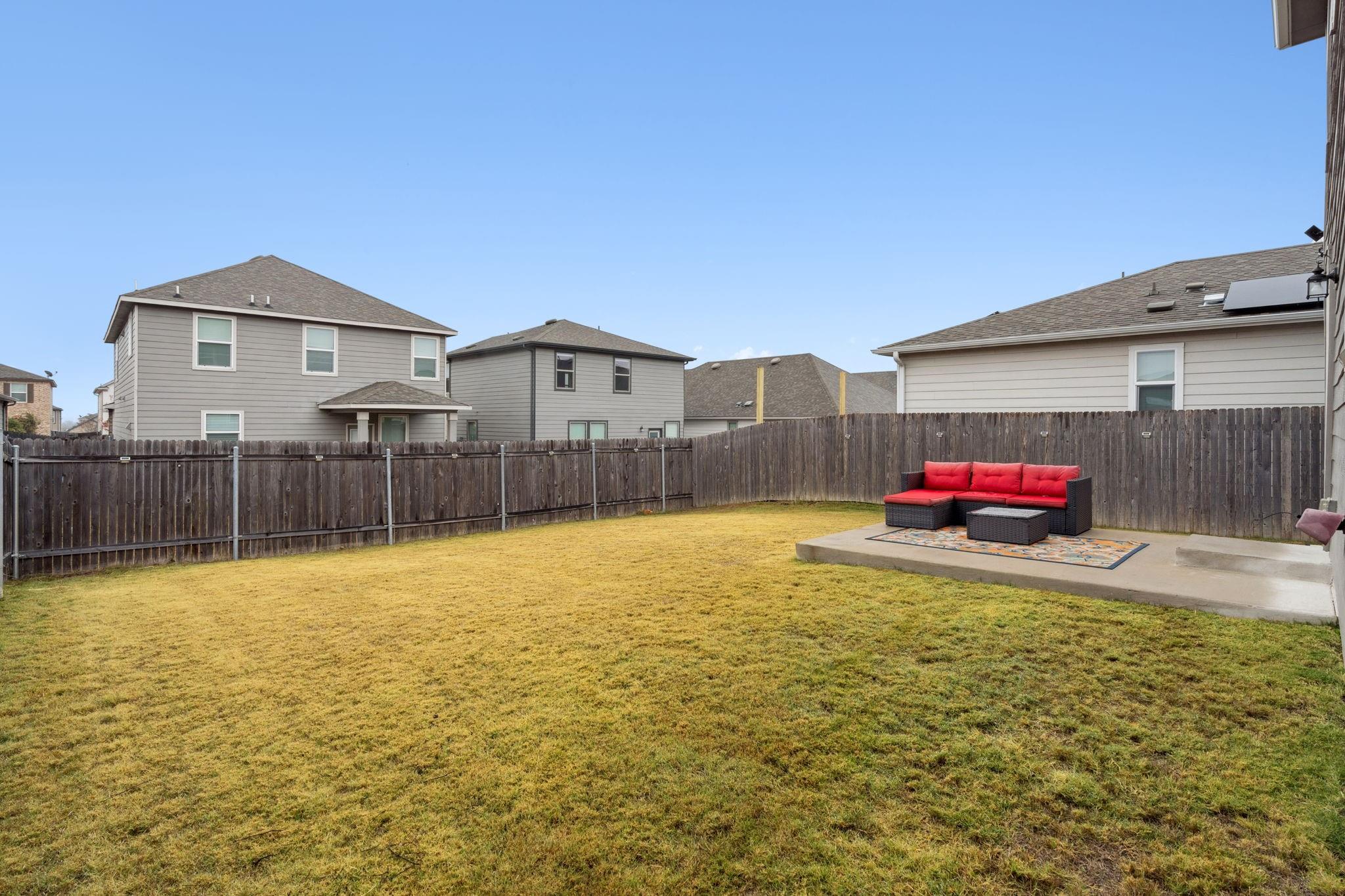 6509 Wagon Spring St Property Photo 8