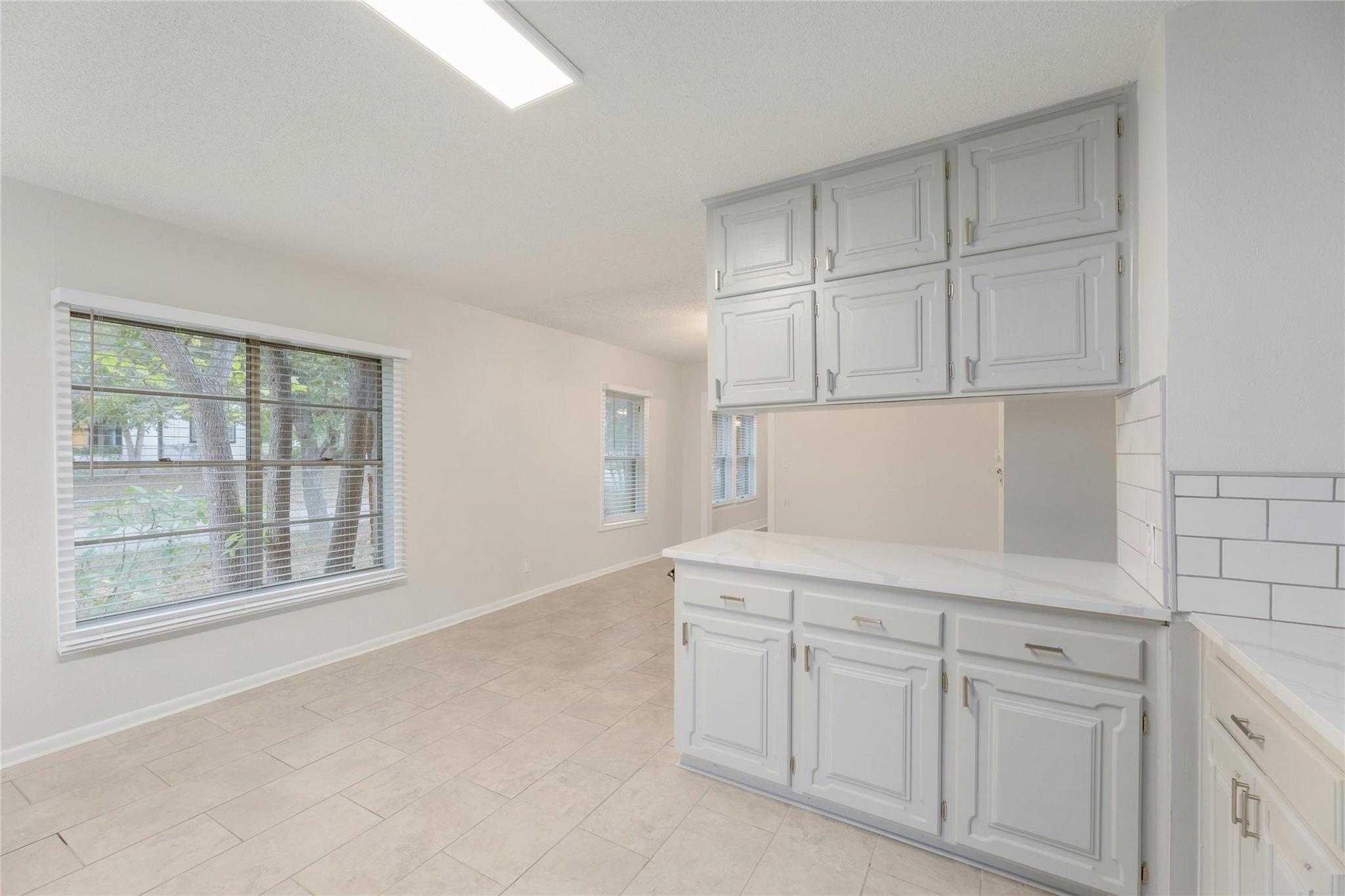 419 N Doak St Property Photo 15