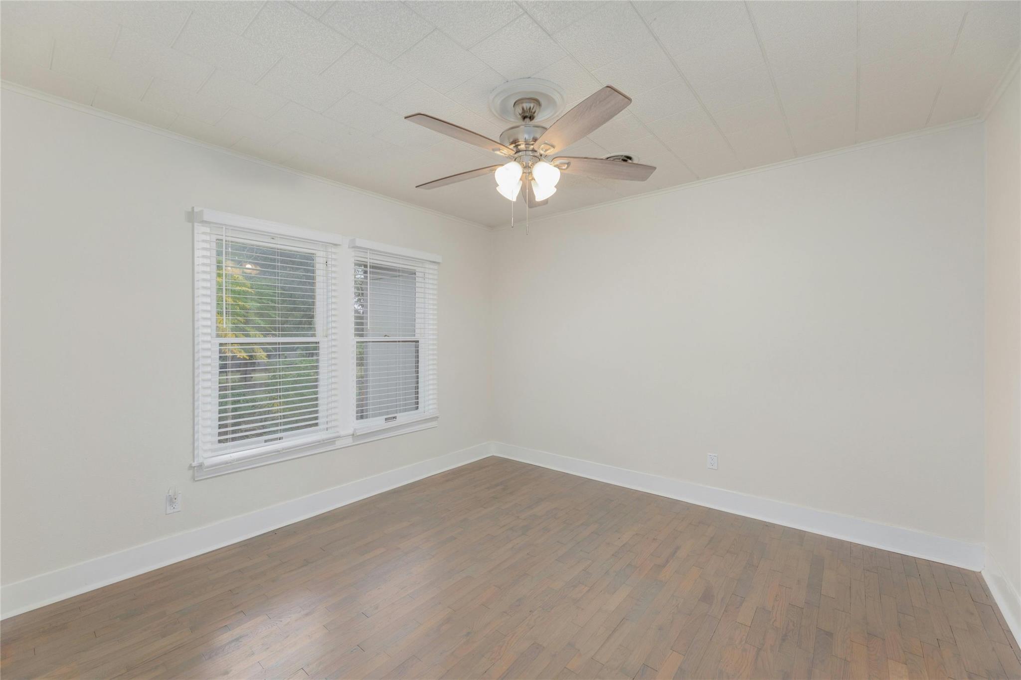 419 N Doak St Property Photo 26