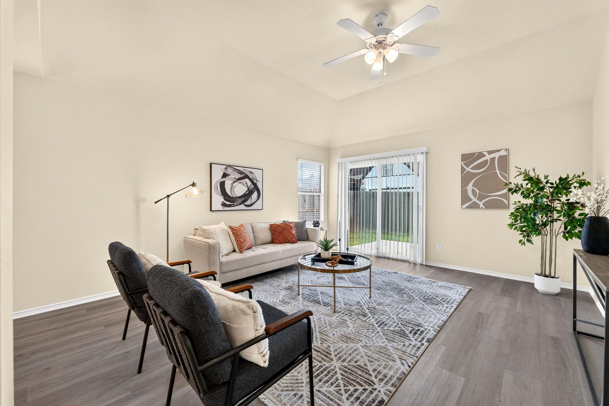 1604 Southwestern Trl Property Photo 4