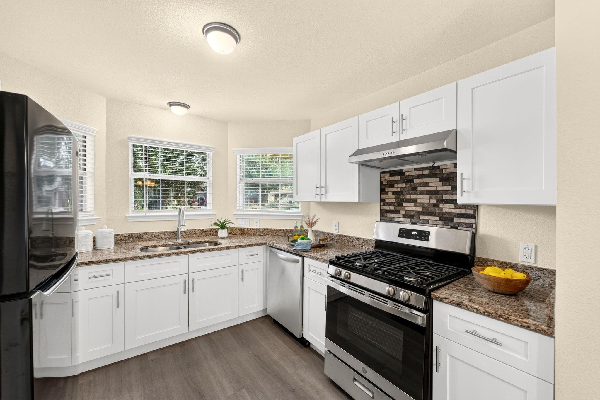 1604 Southwestern Trl Property Photo 10