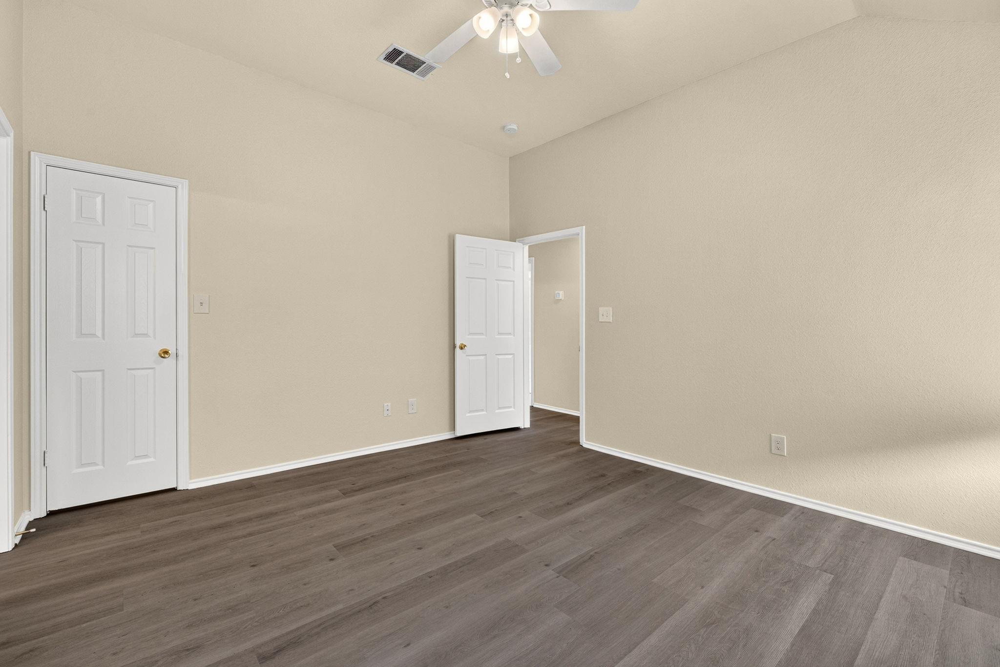 1604 Southwestern Trl Property Photo 12