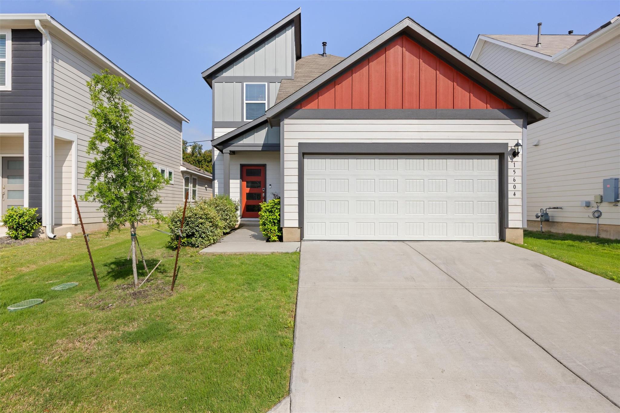 15604 Ellinger Dr Property Photo