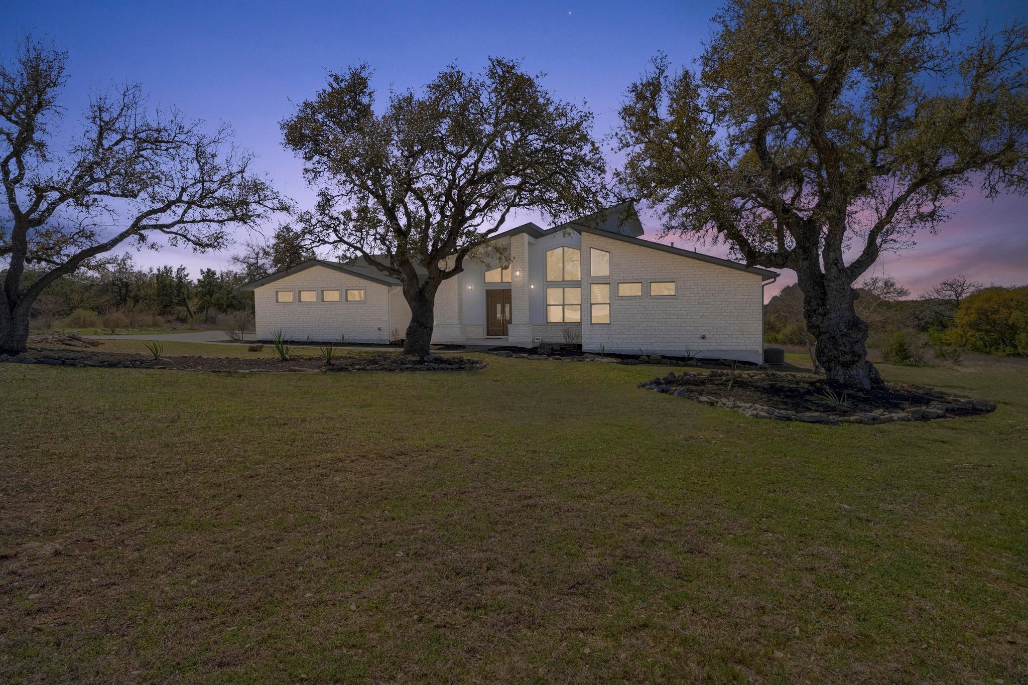 143 Split Cedar Cv Property Photo