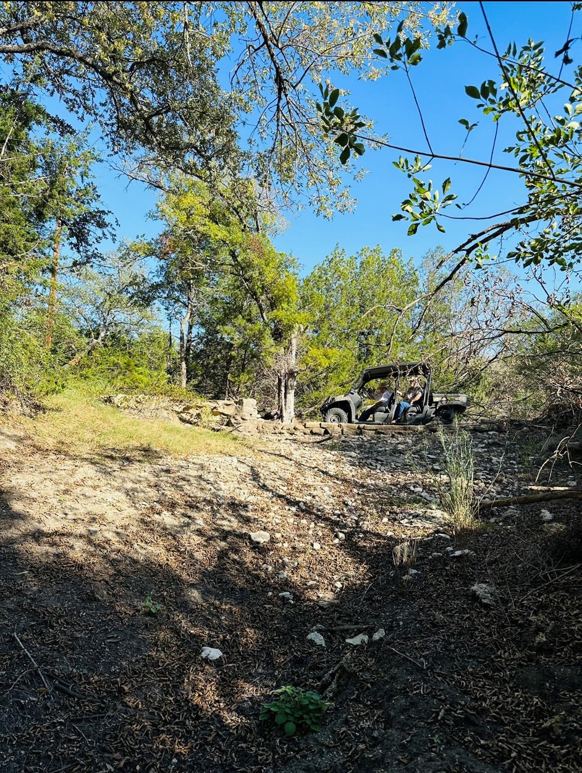 1220 E Fm 243 Rd E Property Photo 4