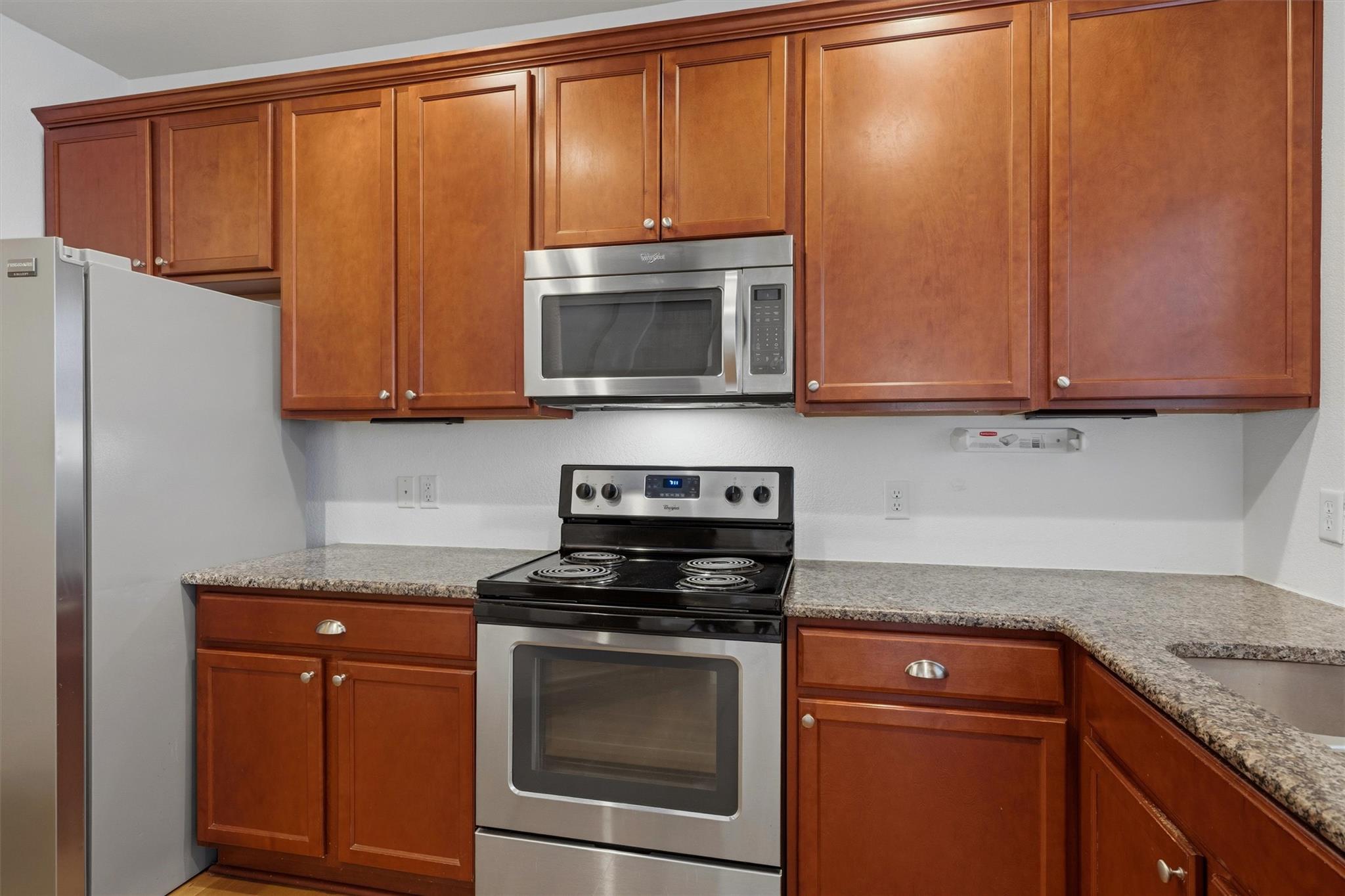 5908 Red Bud Ridge Ln Property Photo 7