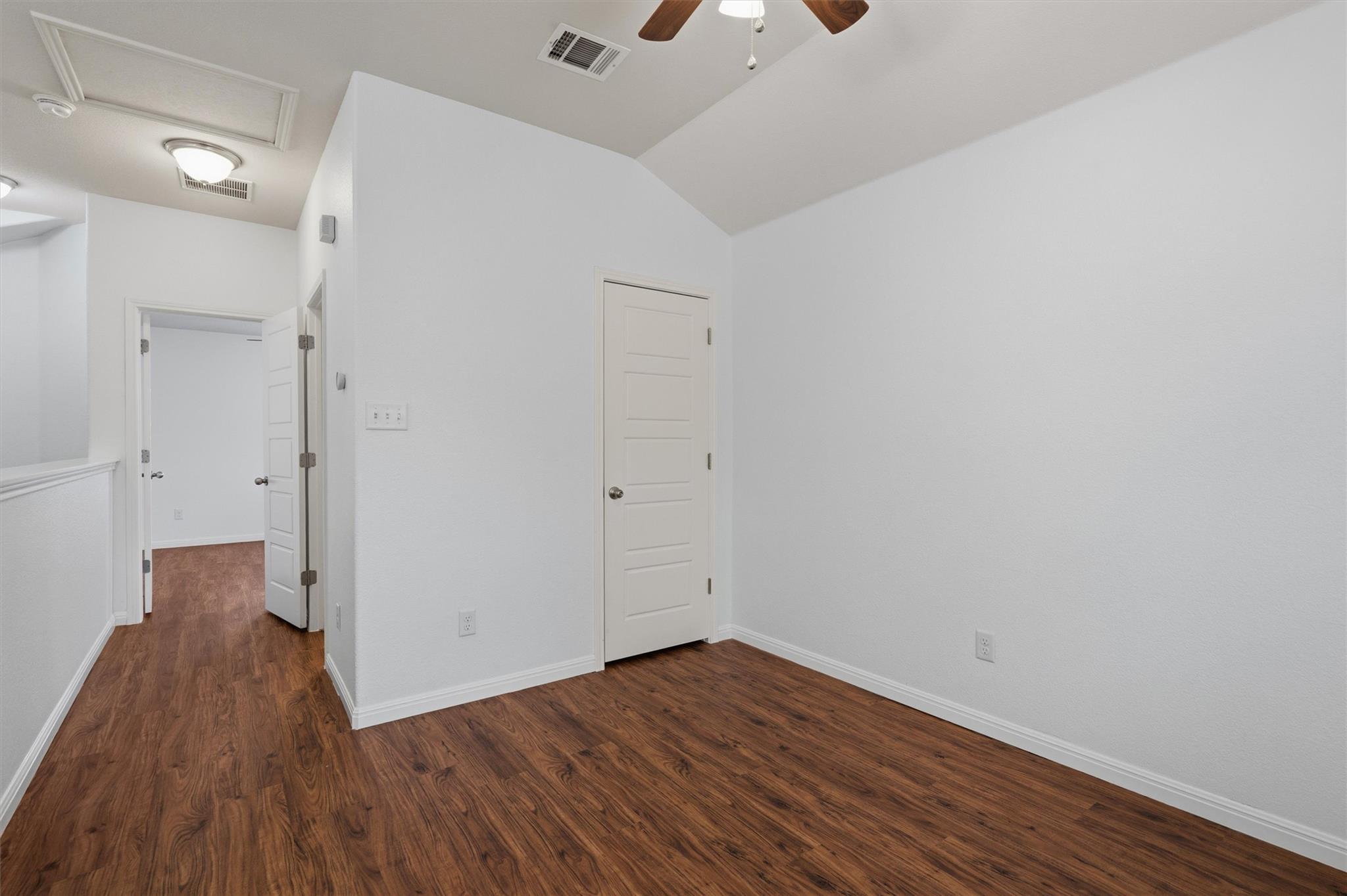 5908 Red Bud Ridge Ln Property Photo 14