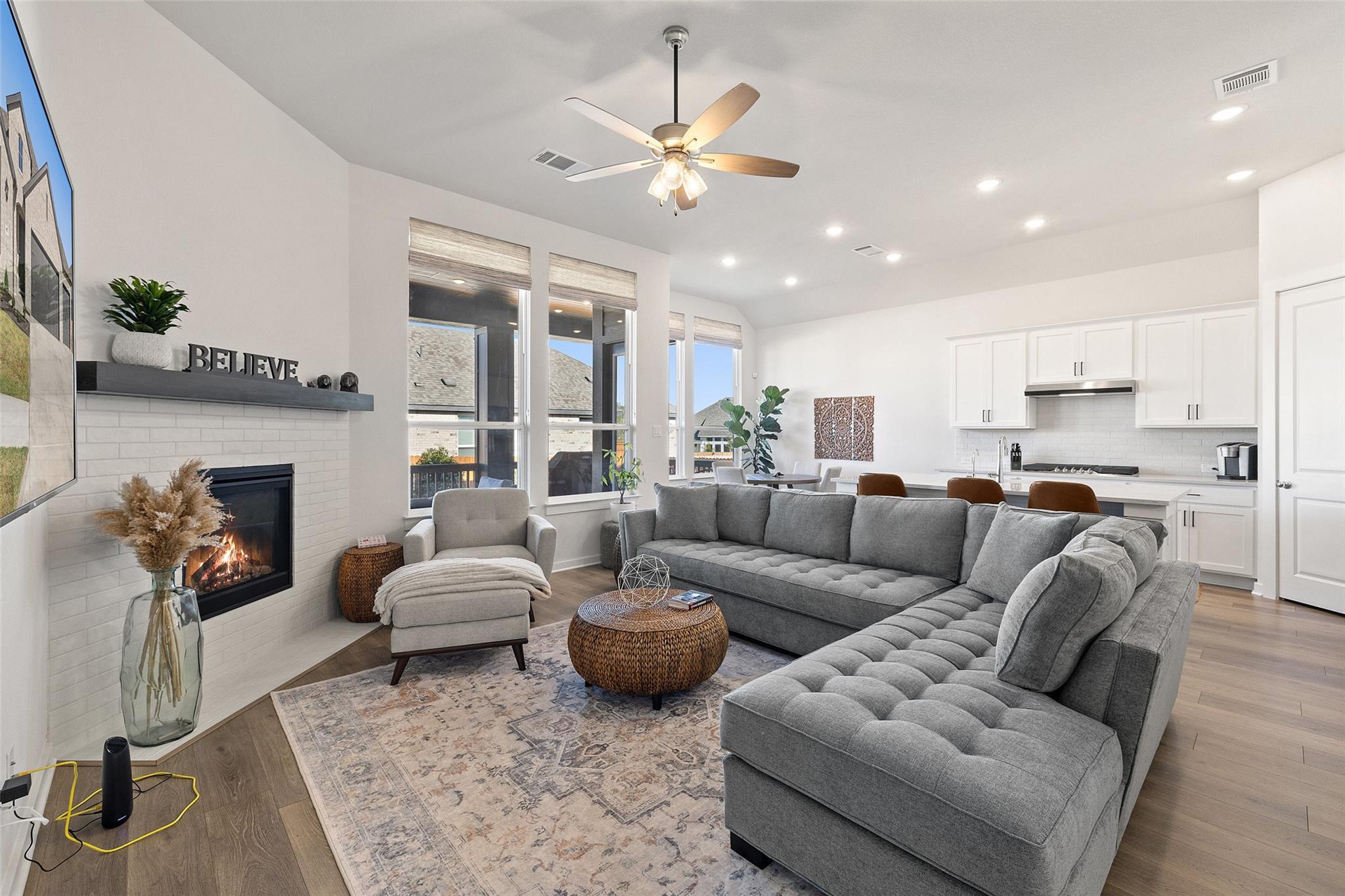 427 Billowing Way Property Photo 15