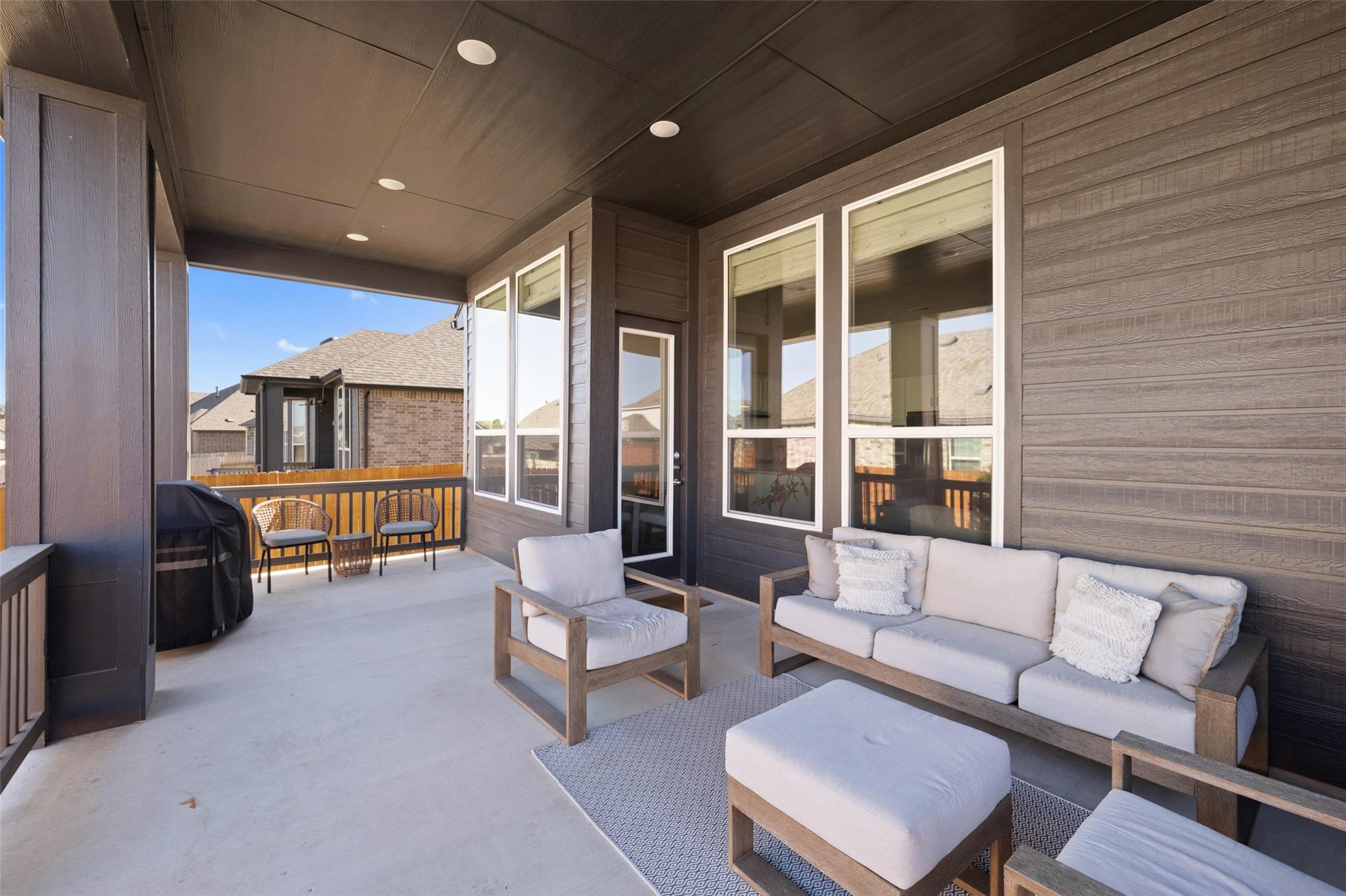 427 Billowing Way Property Photo 32