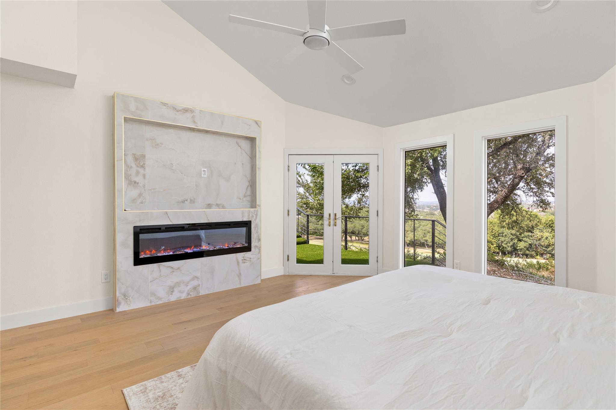 310 Golf Crest Ln Property Photo 20