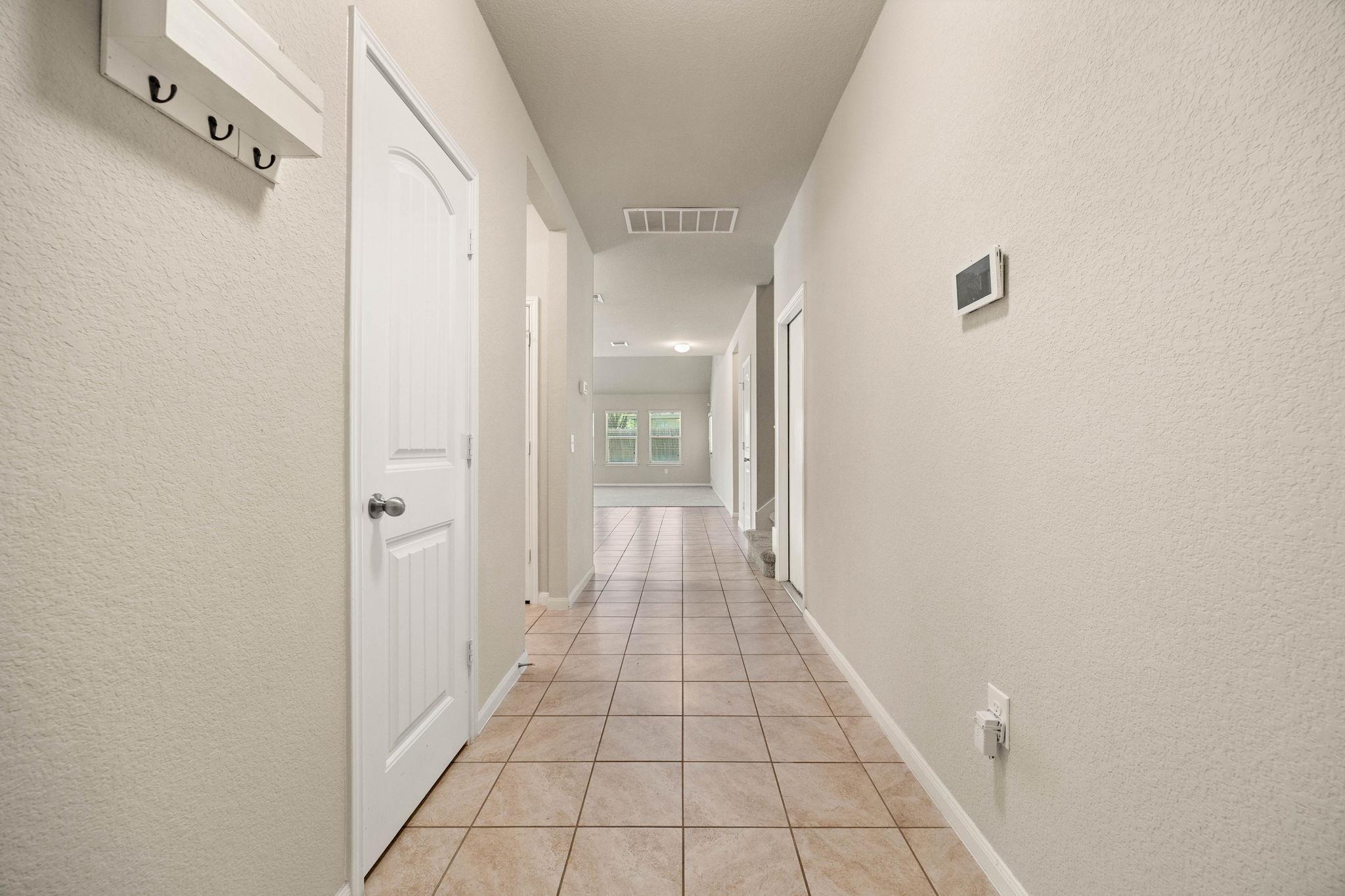 724 Kaluga Trl Property Photo 4
