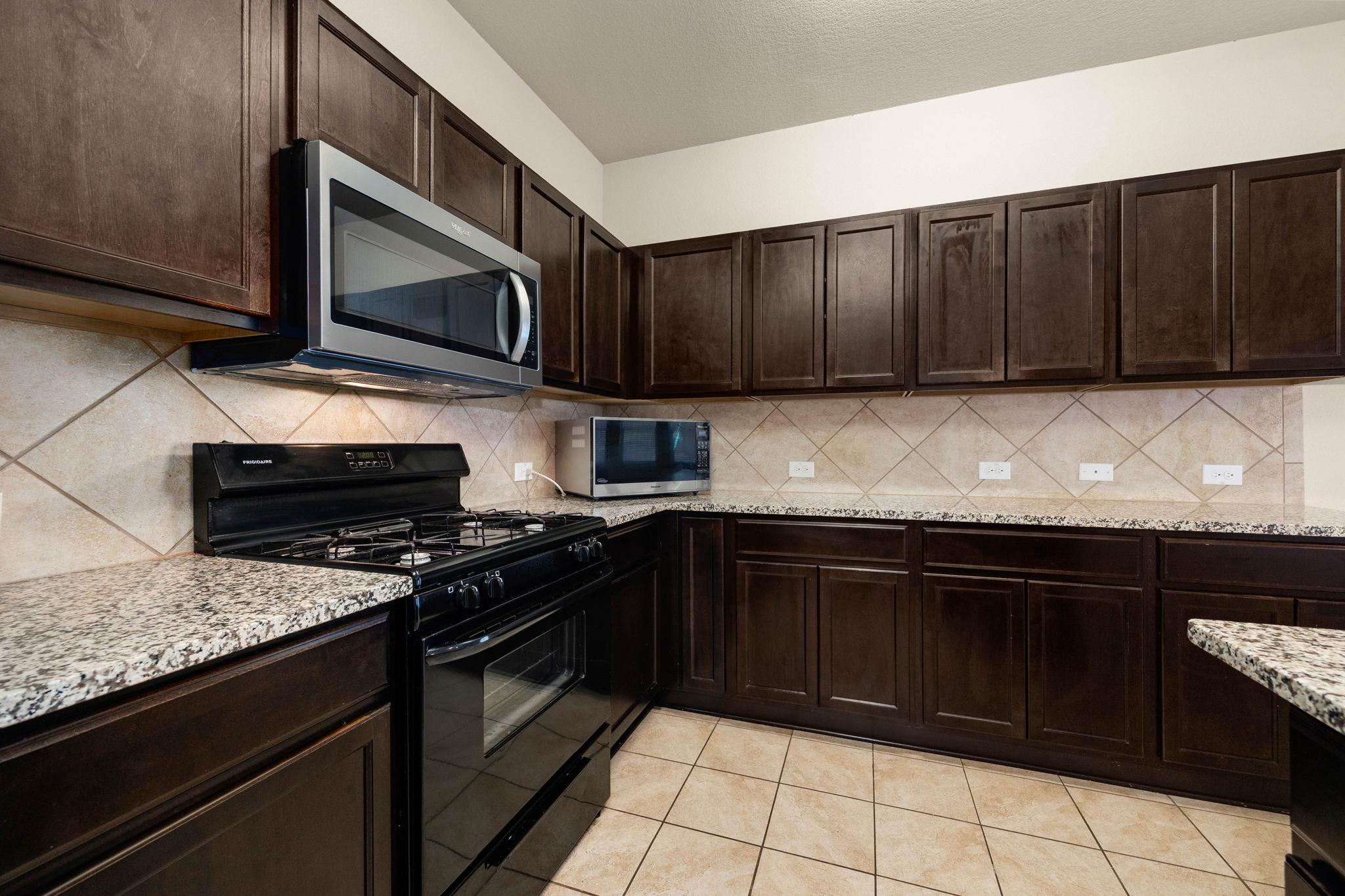 724 Kaluga Trl Property Photo 14