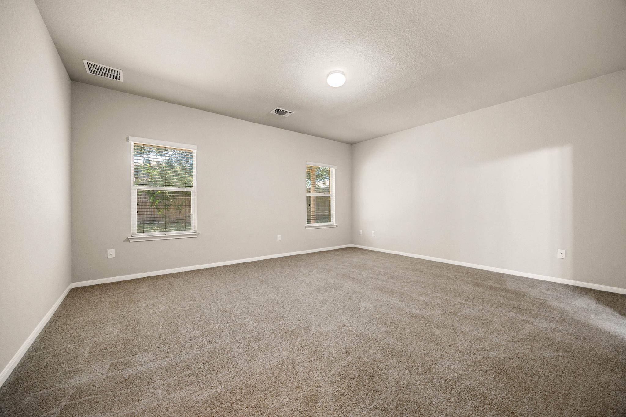 724 Kaluga Trl Property Photo 18