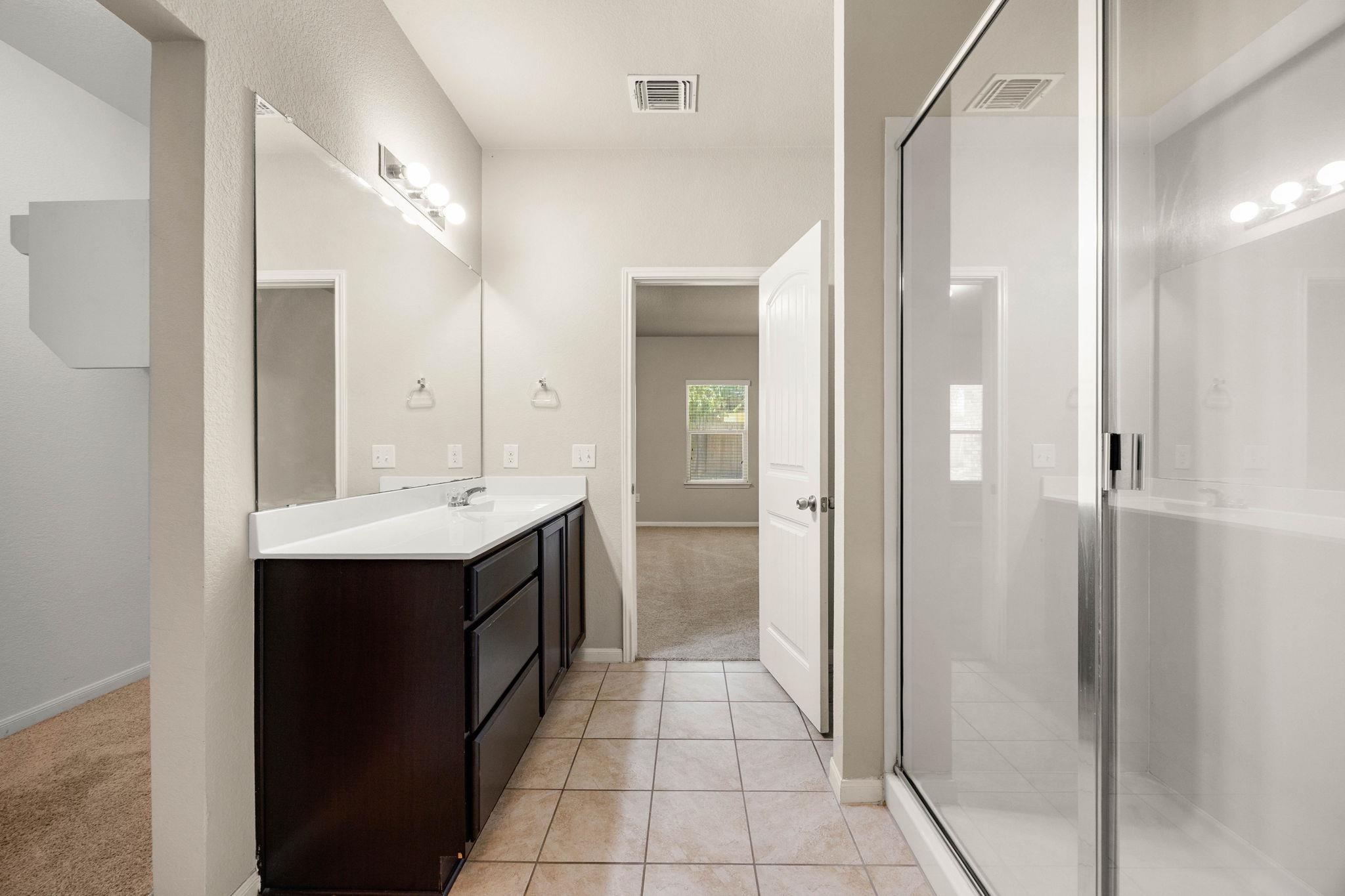724 Kaluga Trl Property Photo 23