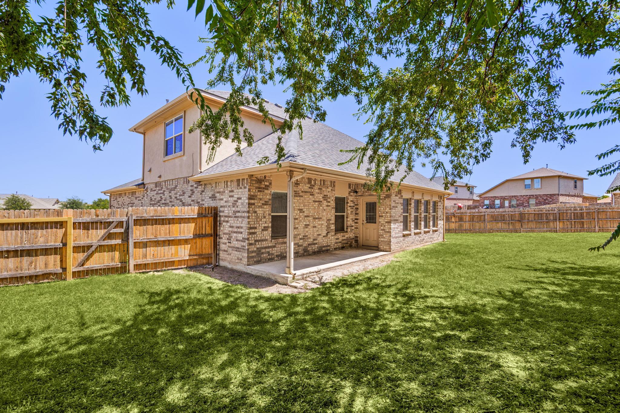 724 Kaluga Trl Property Photo 40
